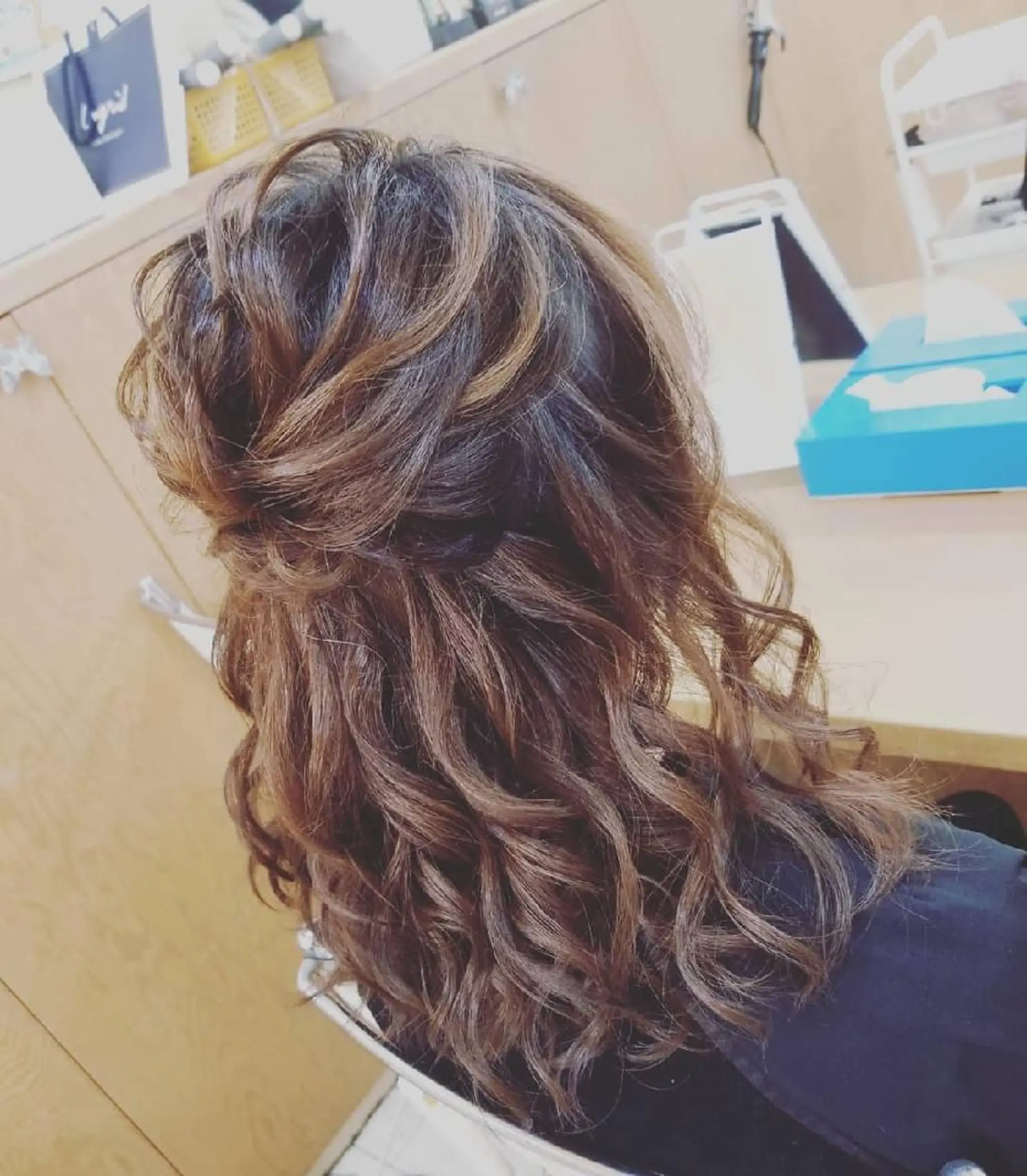 ヘアアレンジ ハーフアップ 久保田 愛未の眉毛・アイブロウイメージ