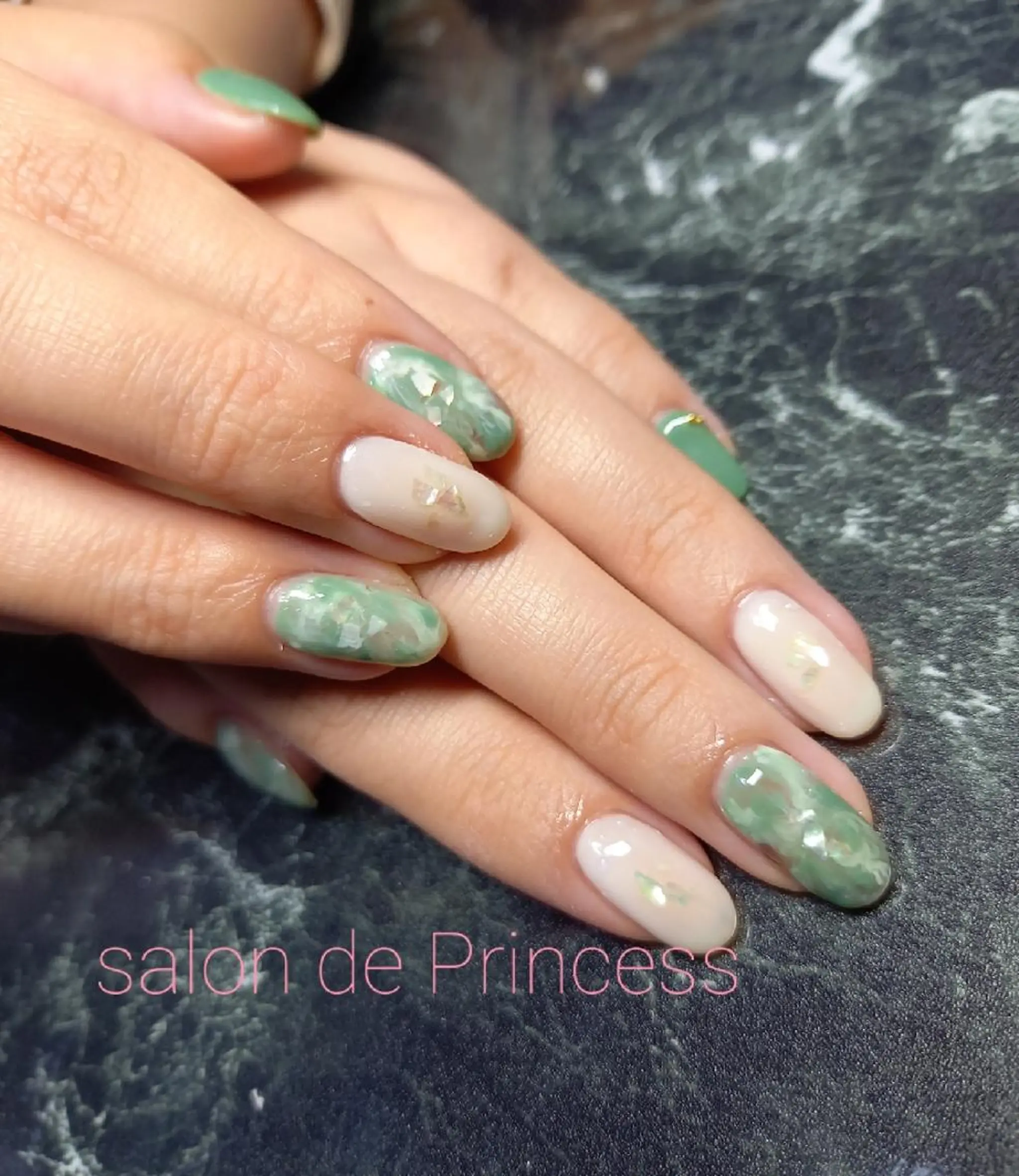 ネイル ピスタチオネイル salon de  Princessのネイルデザイン