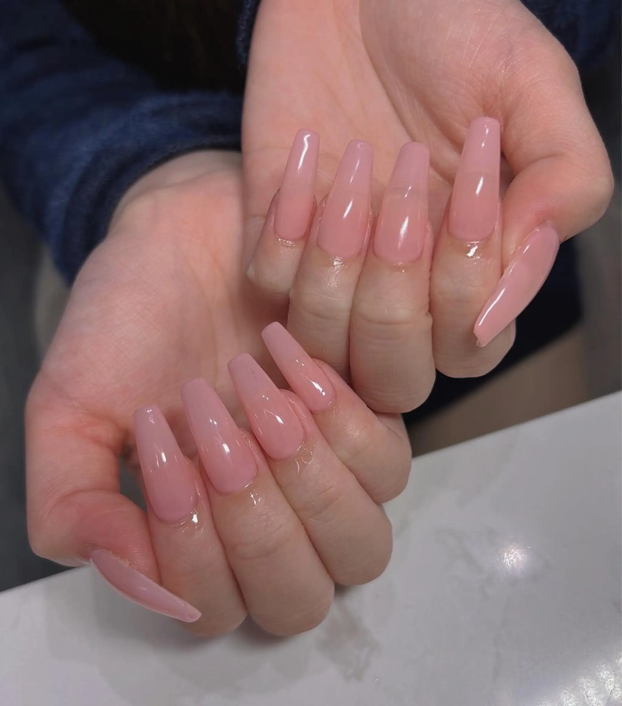 ネイル フレンチネイル ジェルネイル 韓国ネイル 持ち込み パラジェル ハンドネイル ハンドケア ちゅるんネイル🪄 耳ツボジュエリー🔗のネイルデザイン