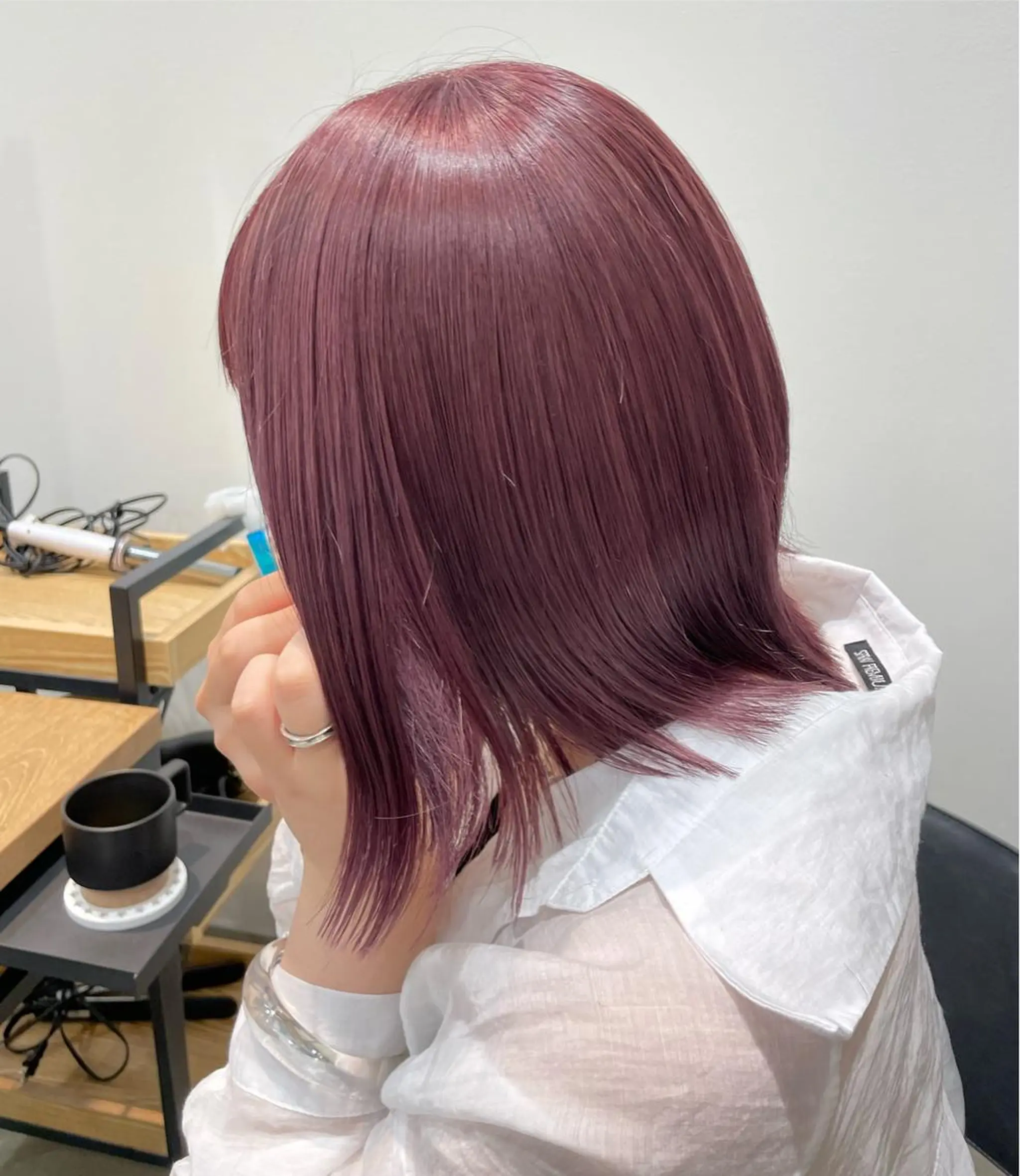 ミディアム カラー mir MIYUのヘアスタイル