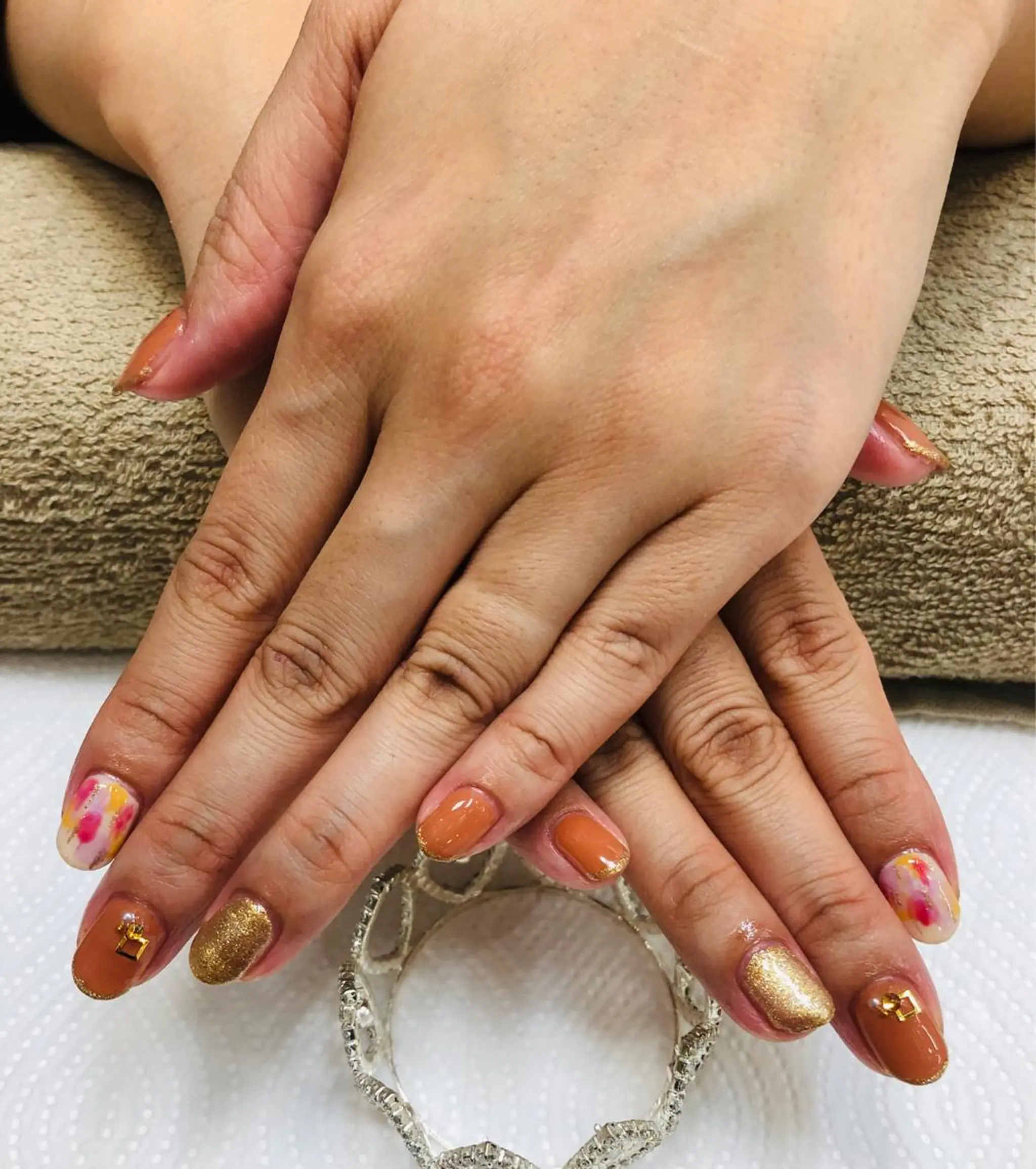 ネイル CROWN プライベートサロンのネイルデザイン