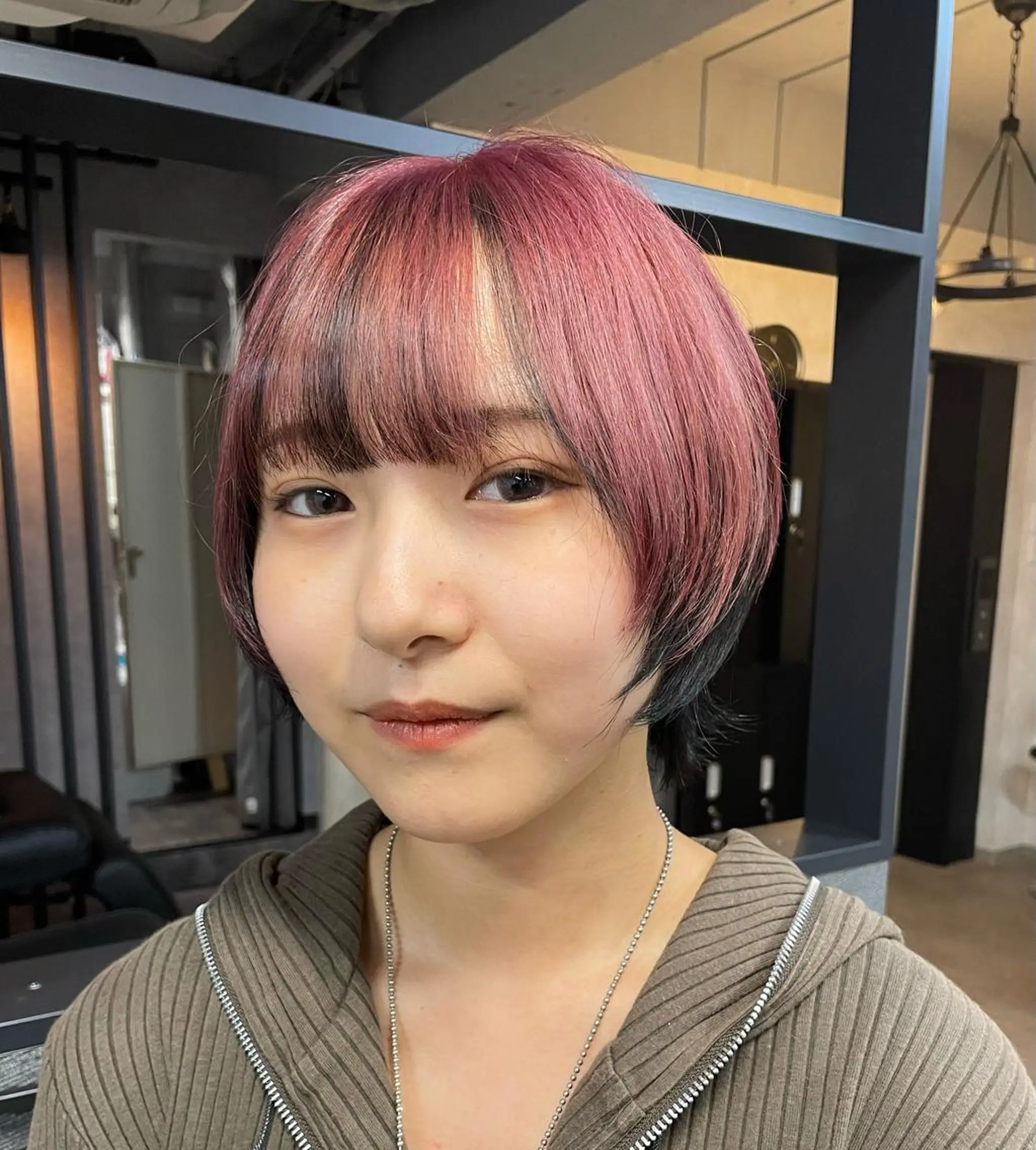 ショート カラー カット ヘアカラー トリートメント 新宿/韓国風レイヤー 髪質改善/ジャッキーのヘアスタイル