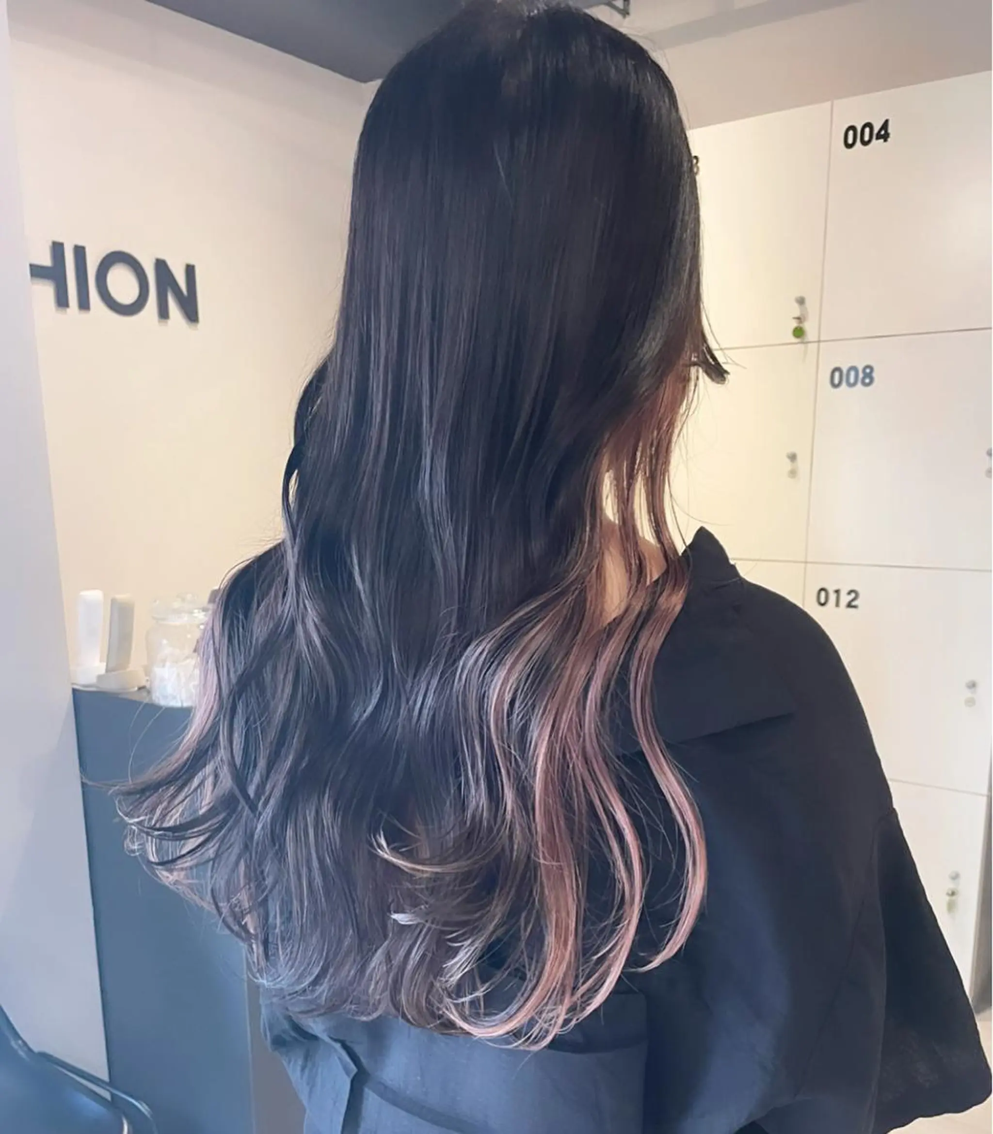 セミロング カラー ピンクカラー ブリーチ👩‍🦳/ ‪✂︎MANAMIのヘアスタイル