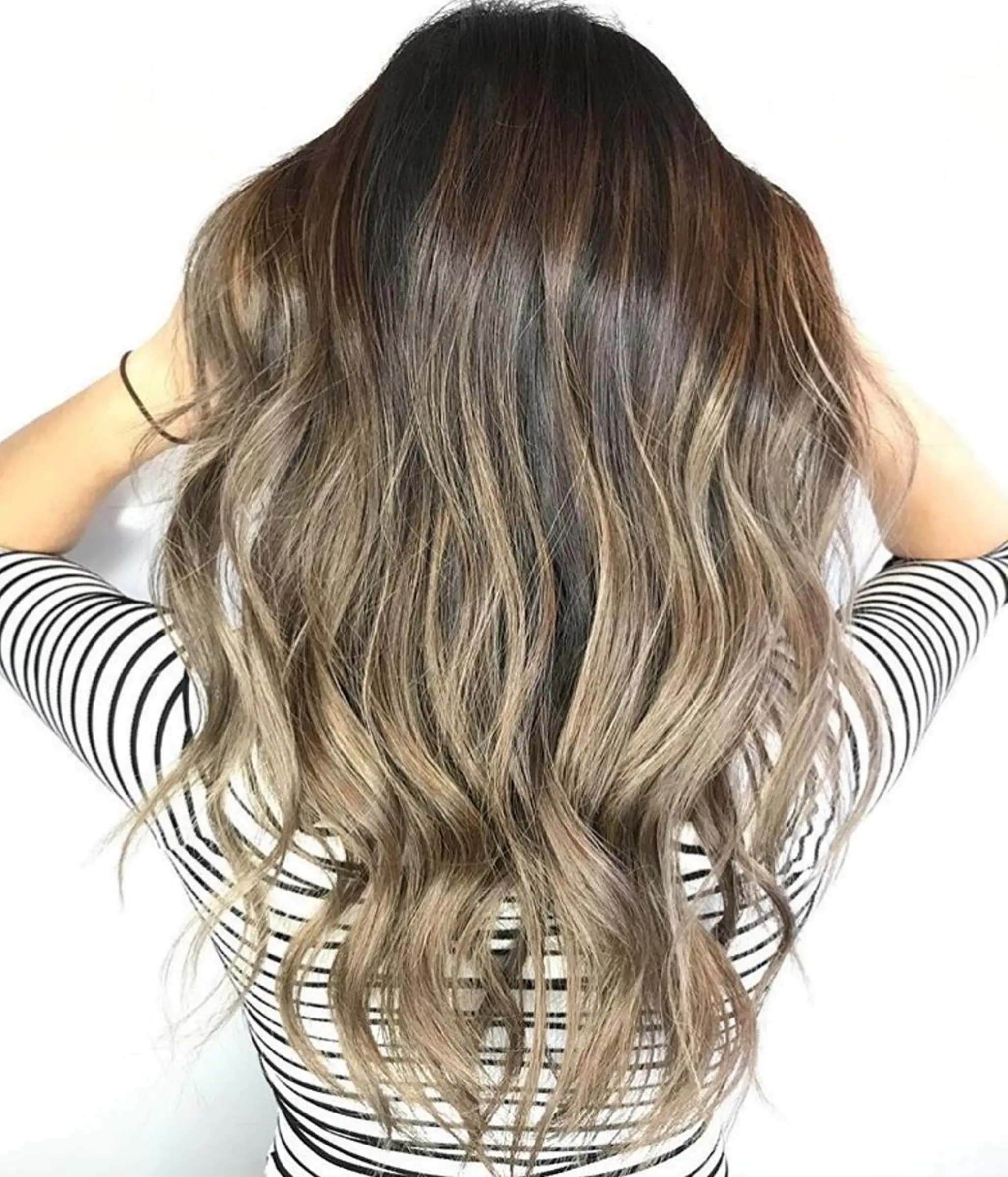 ロング カラー グラデーションカラー レイヤーカット BLend 渋谷のヘアスタイル