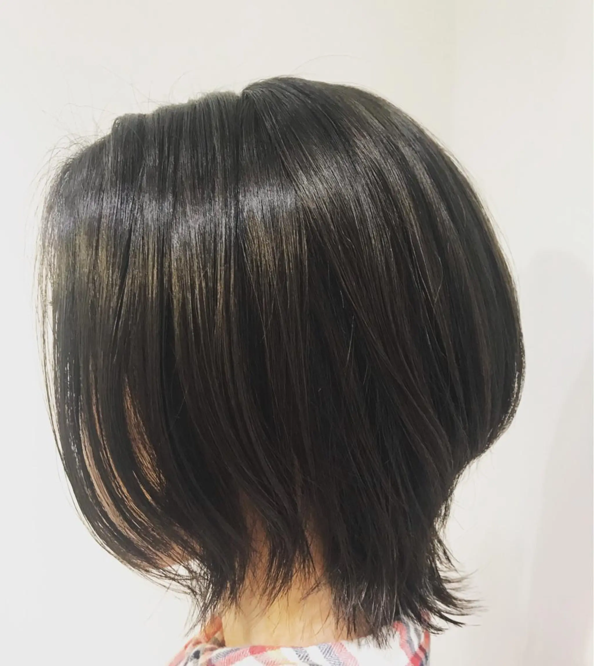 ミディアム 予約 停止のヘアスタイル