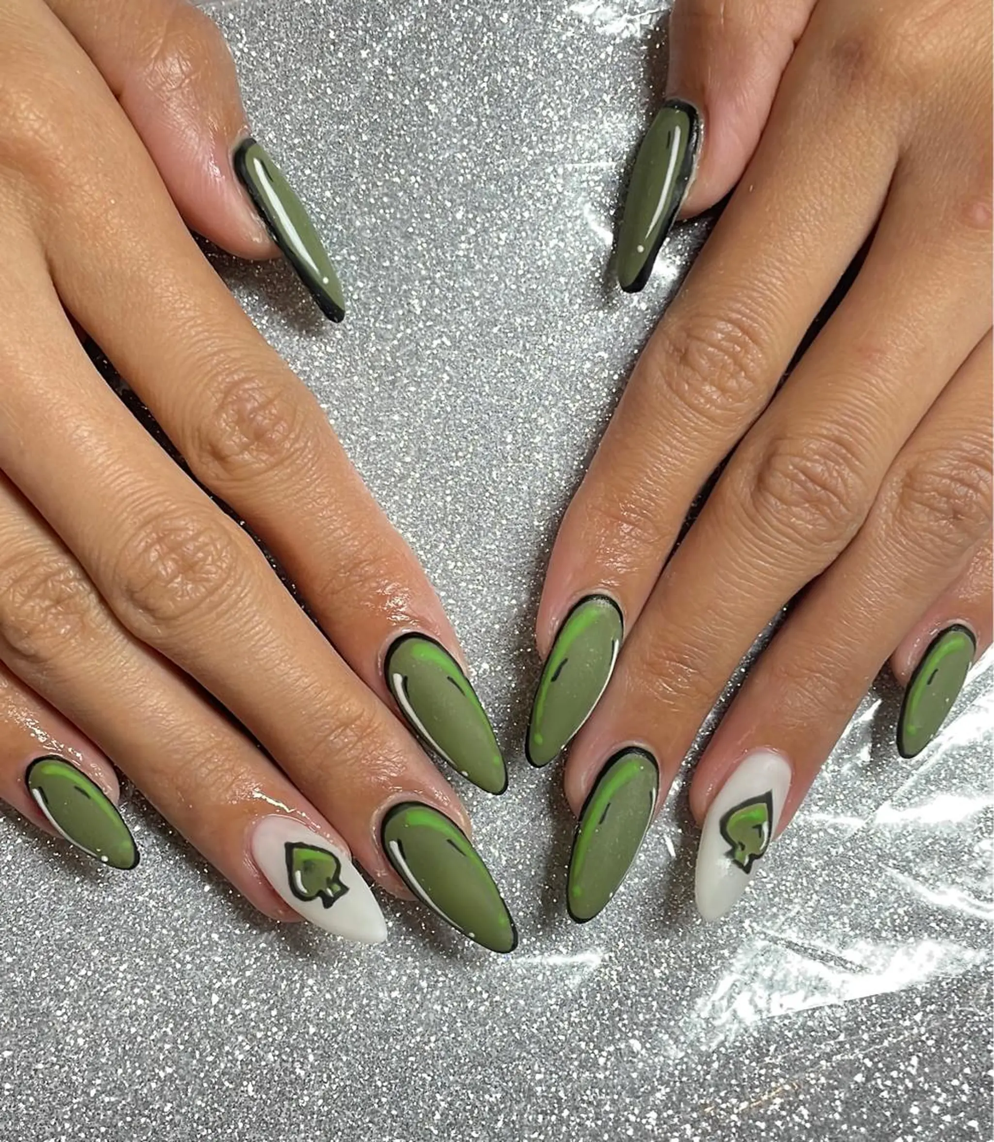 ネイル ハンドネイル VIERU 🌈🎀💖のネイルデザイン