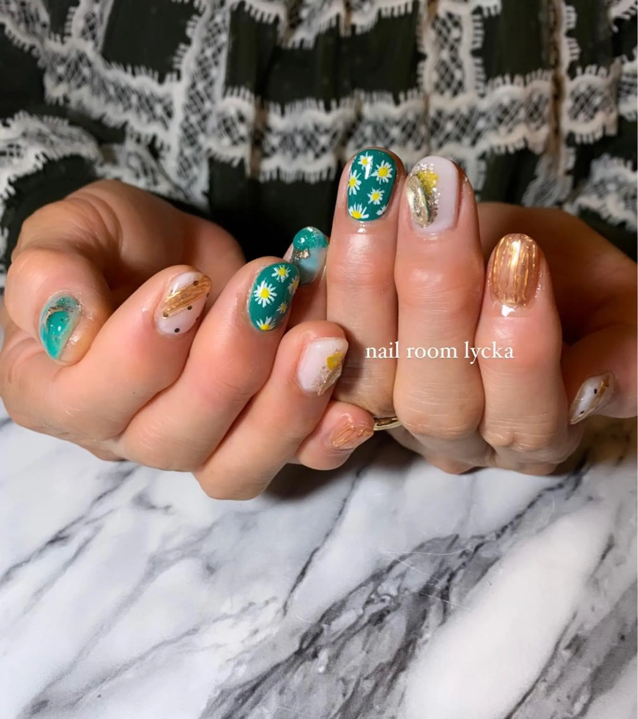 ネイル ﾈｲﾙﾙｰﾑﾘｯｶ 𝐦𝐚𝐲𝐮のネイルデザイン