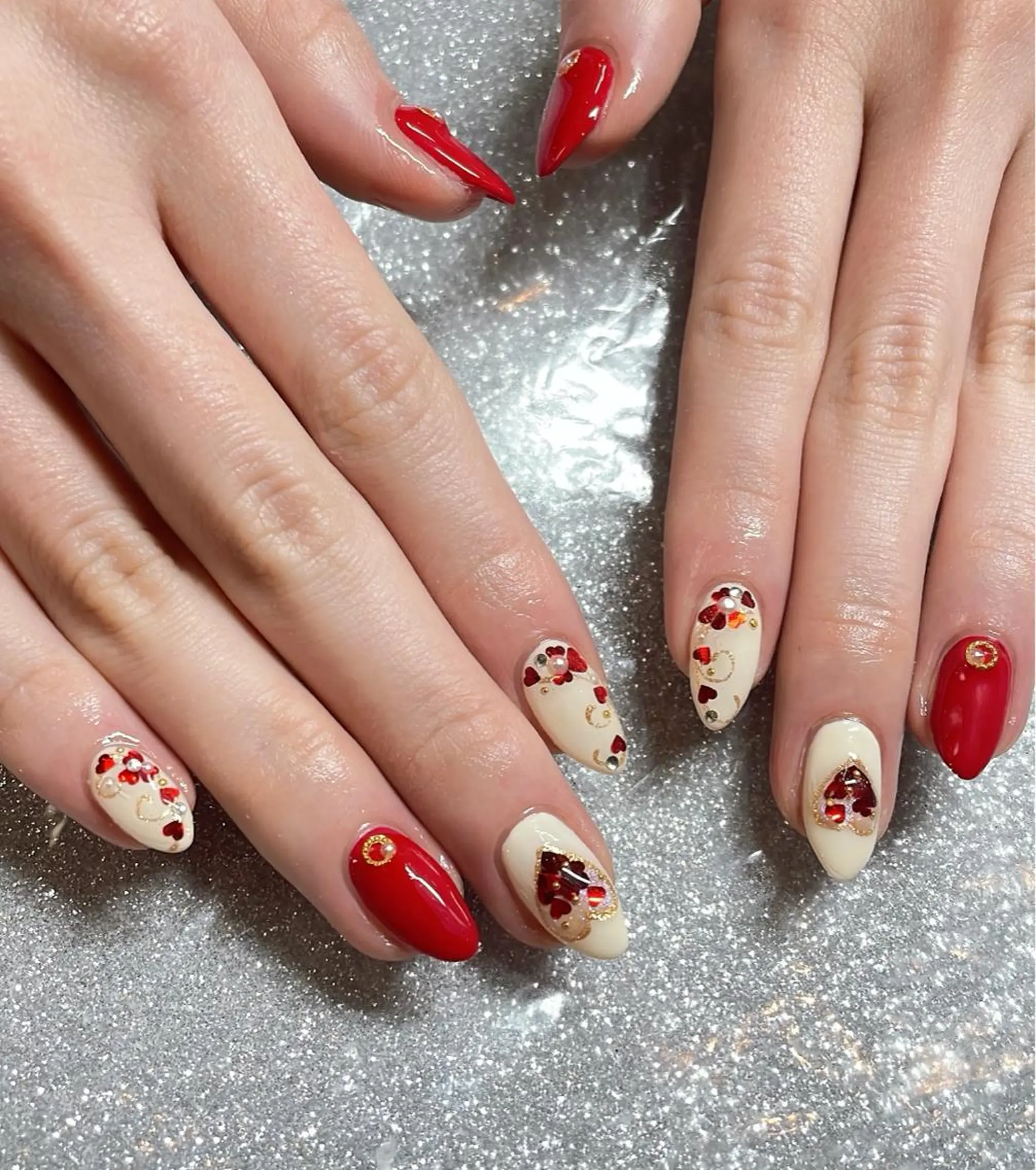 ネイル ハンドネイル VIERU 🌈🎀💖のネイルデザイン