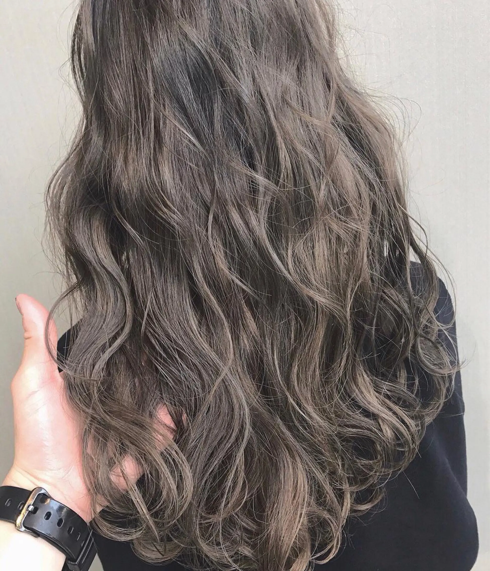ロング カラー ヘアアレンジ アディクシーカラー 透明感カラー 【公式】amble luxe池袋東口🩷のヘアスタイル