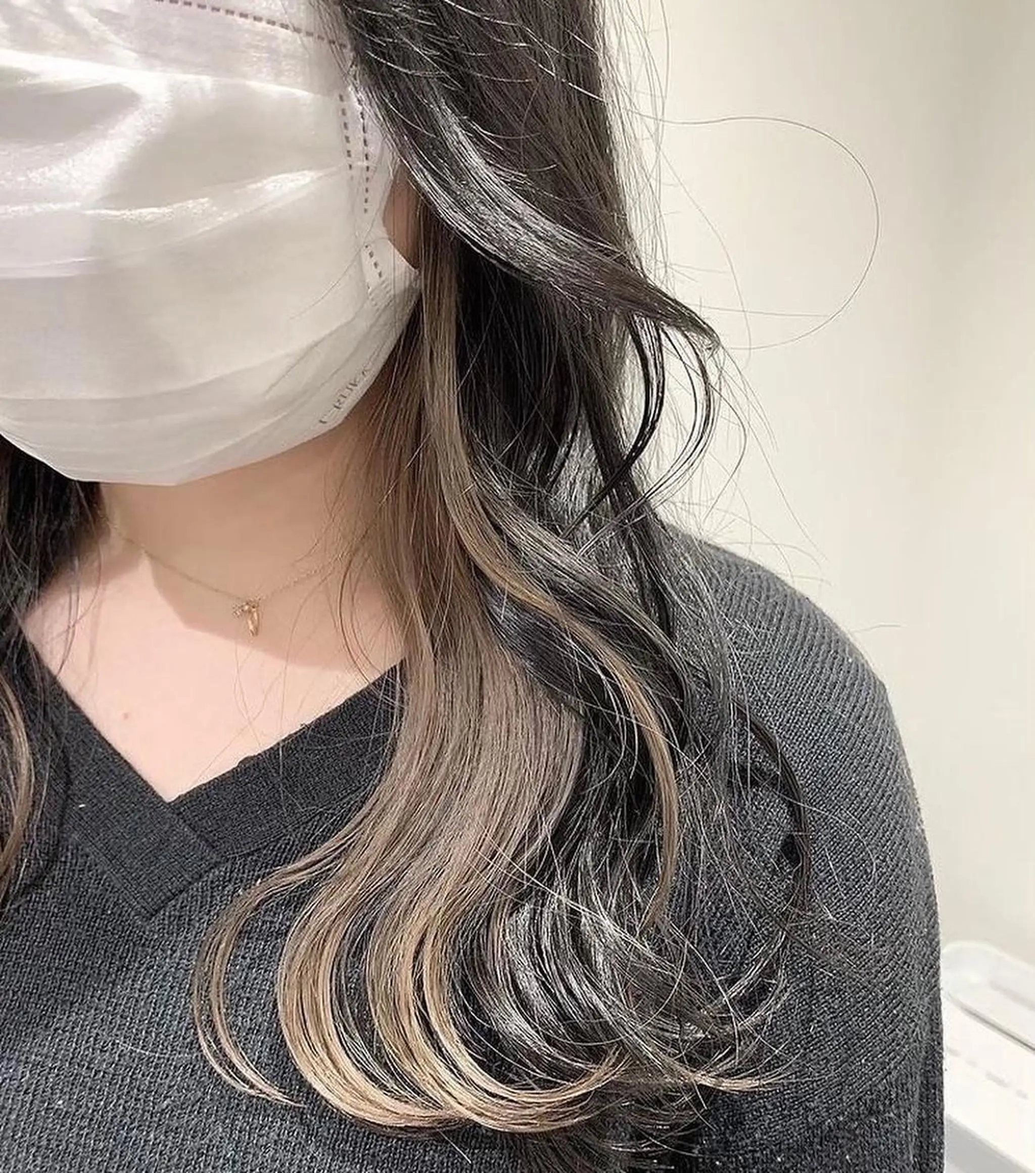 ミディアム カラー ヘアアレンジ ブリーチ グレージュ 髪質改善/ ツヤ髪カラー/高井のヘアスタイル