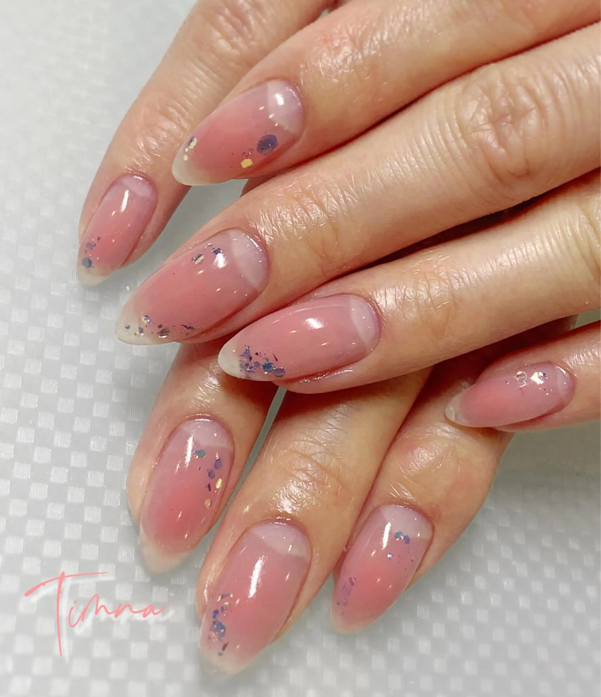 ミディアム ハンドネイル NAILSALON 🍔Timna🍟のネイルデザイン