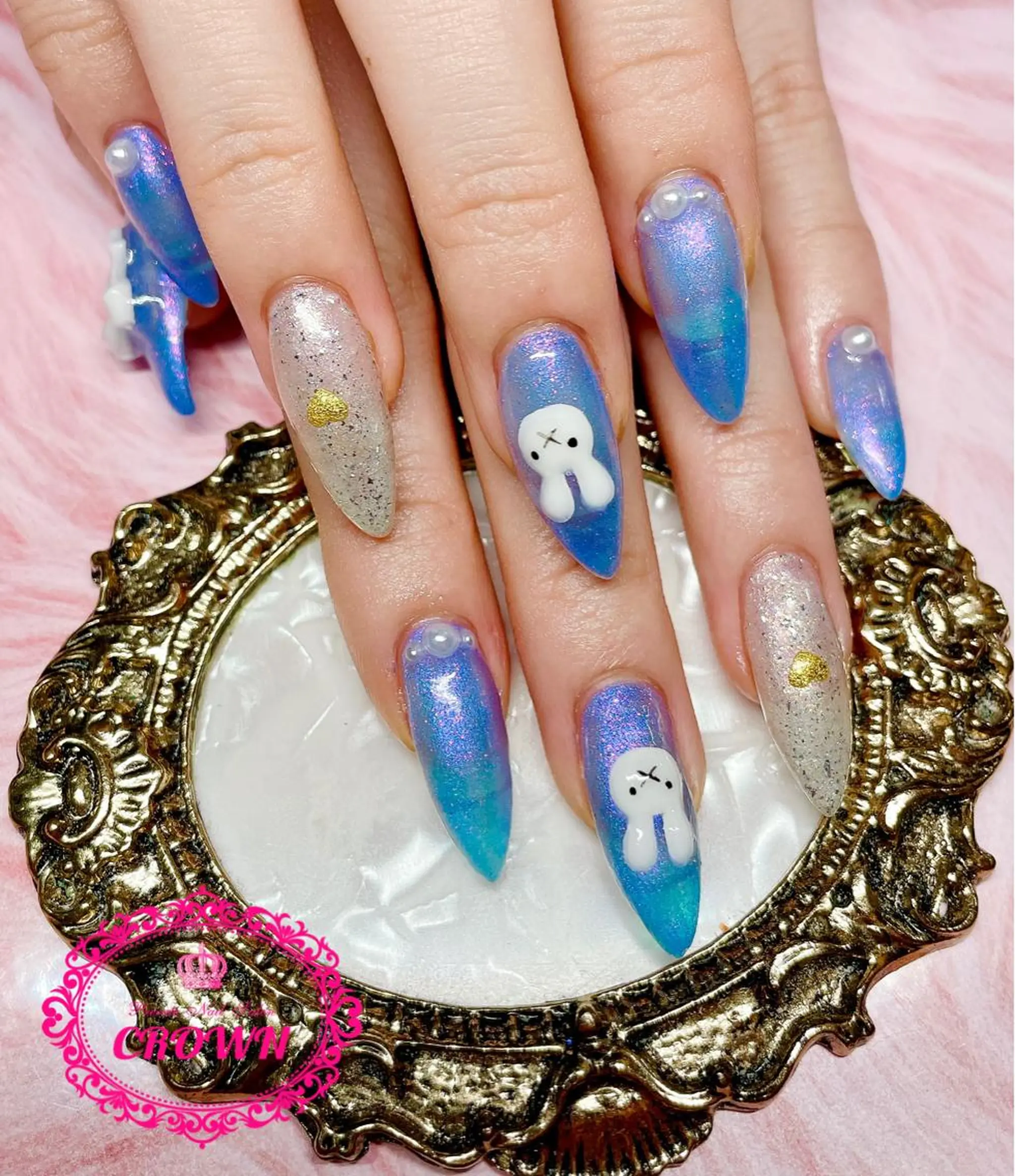ネイル CROWN プライベートサロンのネイルデザイン