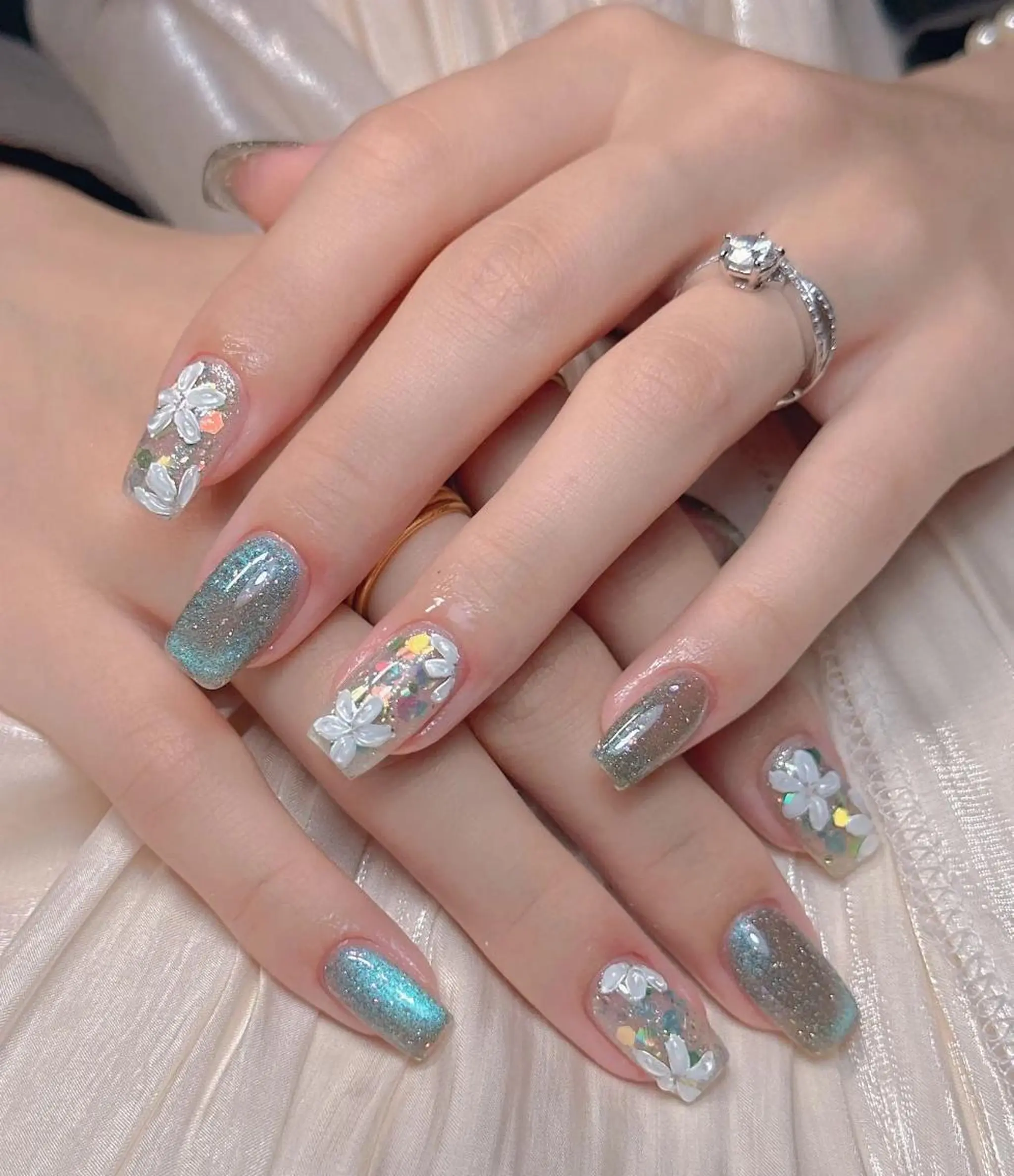 ネイル VIVIAN エイのネイルデザイン