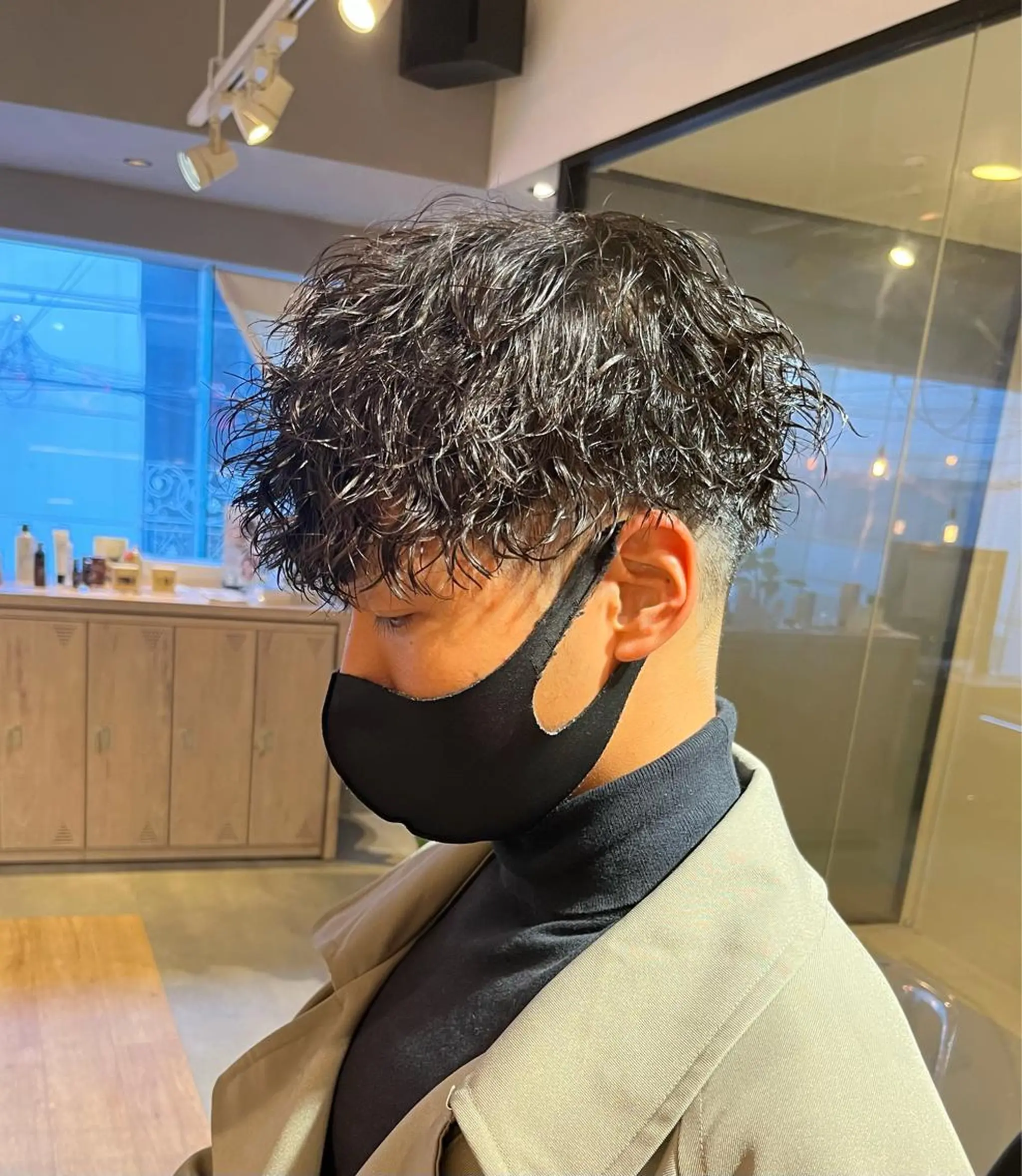 ショート パーマ メンズ カット パーマ SCENEbyRAD helmのヘアスタイル