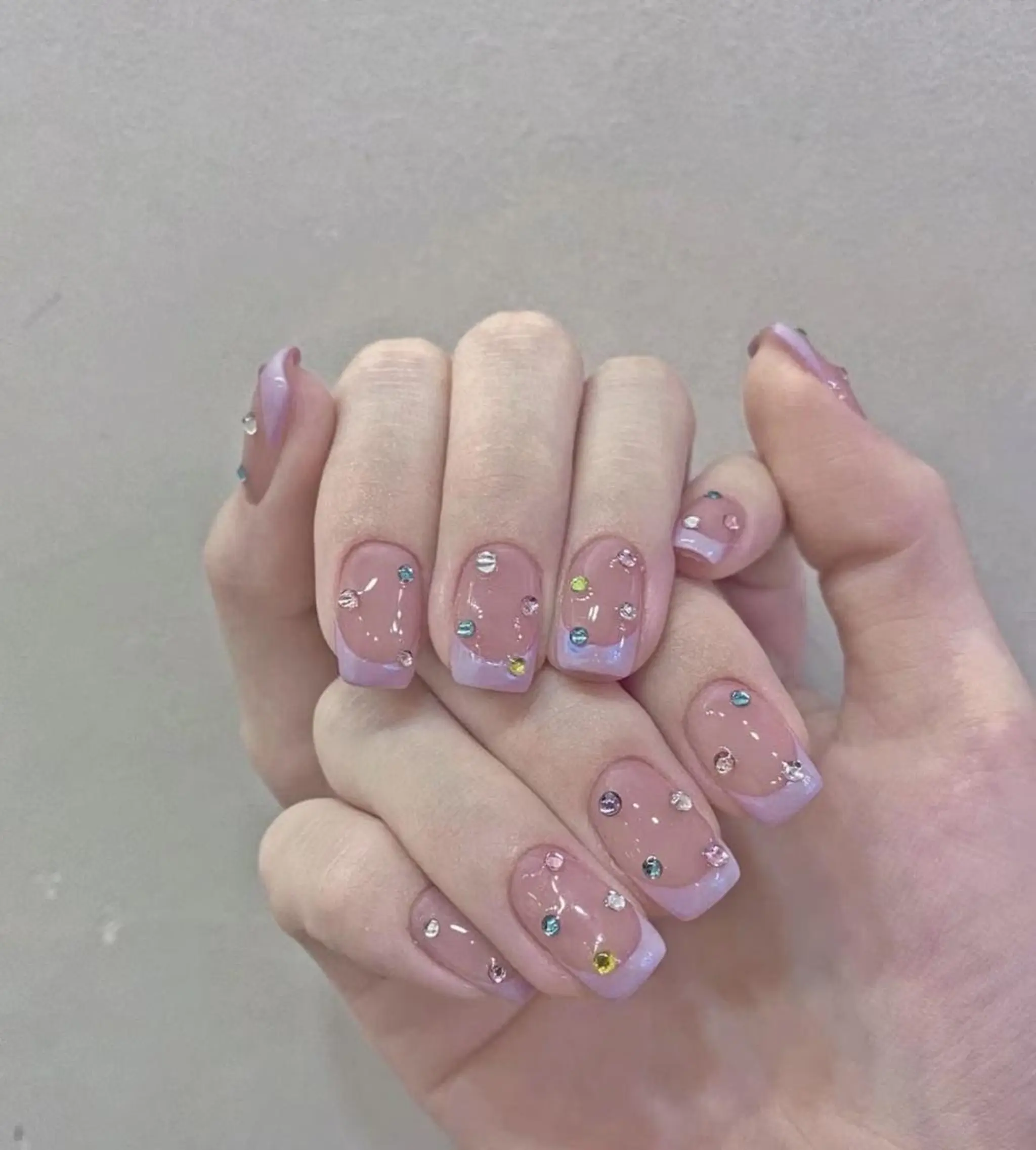 ネイル 長さ出し フレンチネイル グラデーション 卒業式 マグネットネイル ハンドネイル MIHANA NAILのネイルデザイン