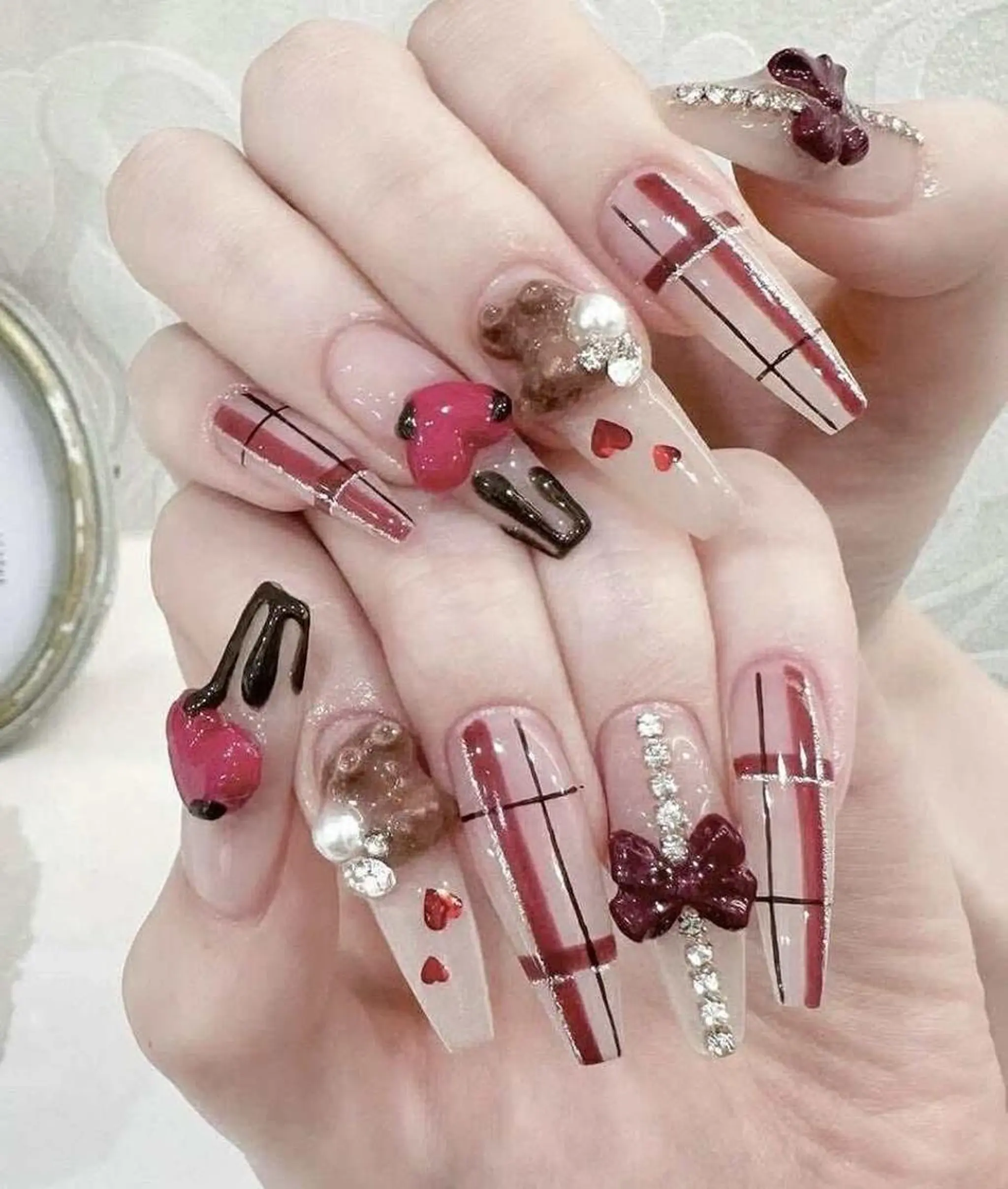 ロング 韓国風ヘア ハンドネイル Bling Salonのネイルデザイン