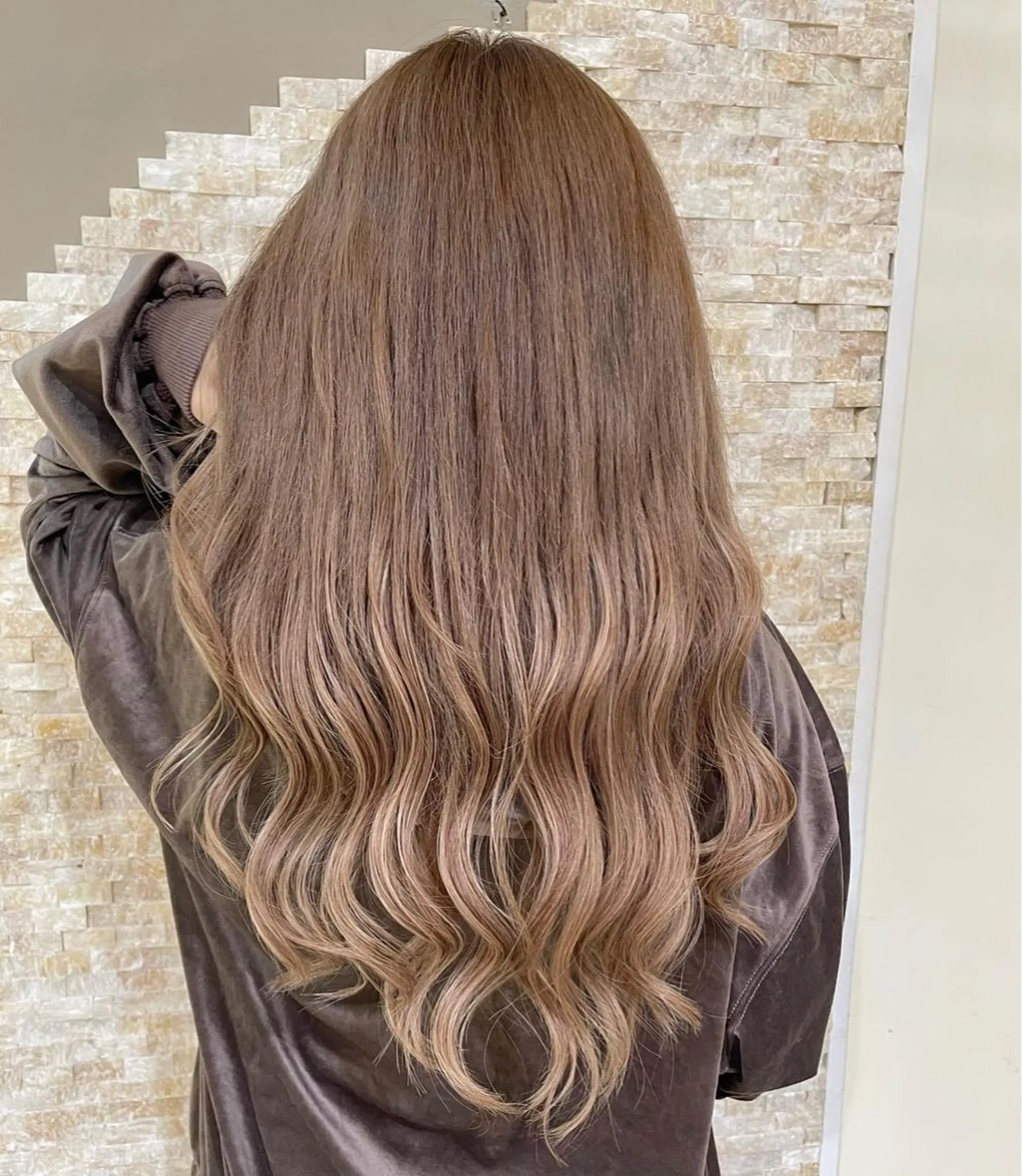 ロング カラー シールエクステ ベージュカラー ダブルカラー ハイトーンカラー エクステ エクステ×ハイトーン 🌈KEISUKEのヘアスタイル