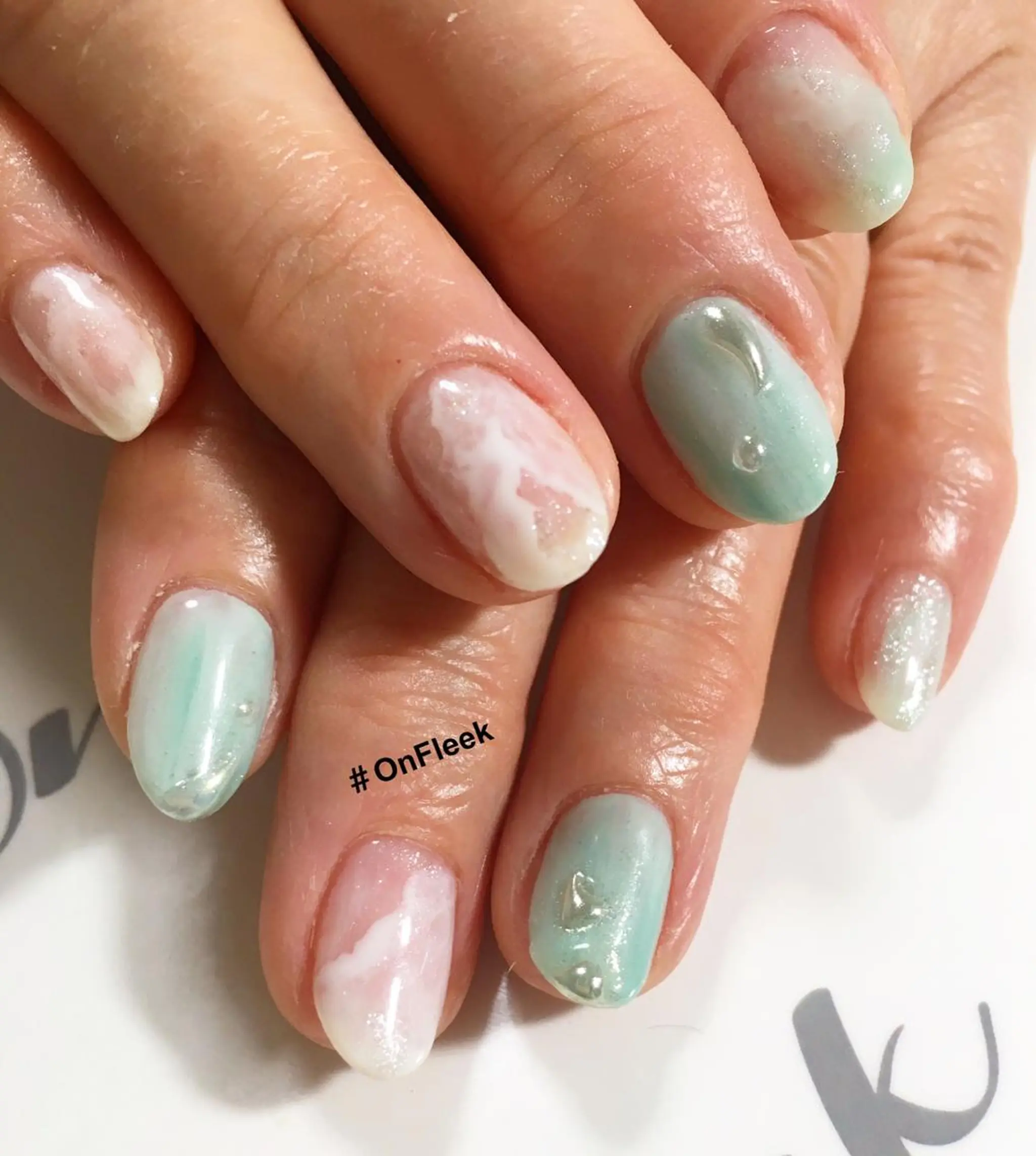 ネイル ハンドネイル NailSalon ＃OnFleekのネイルデザイン