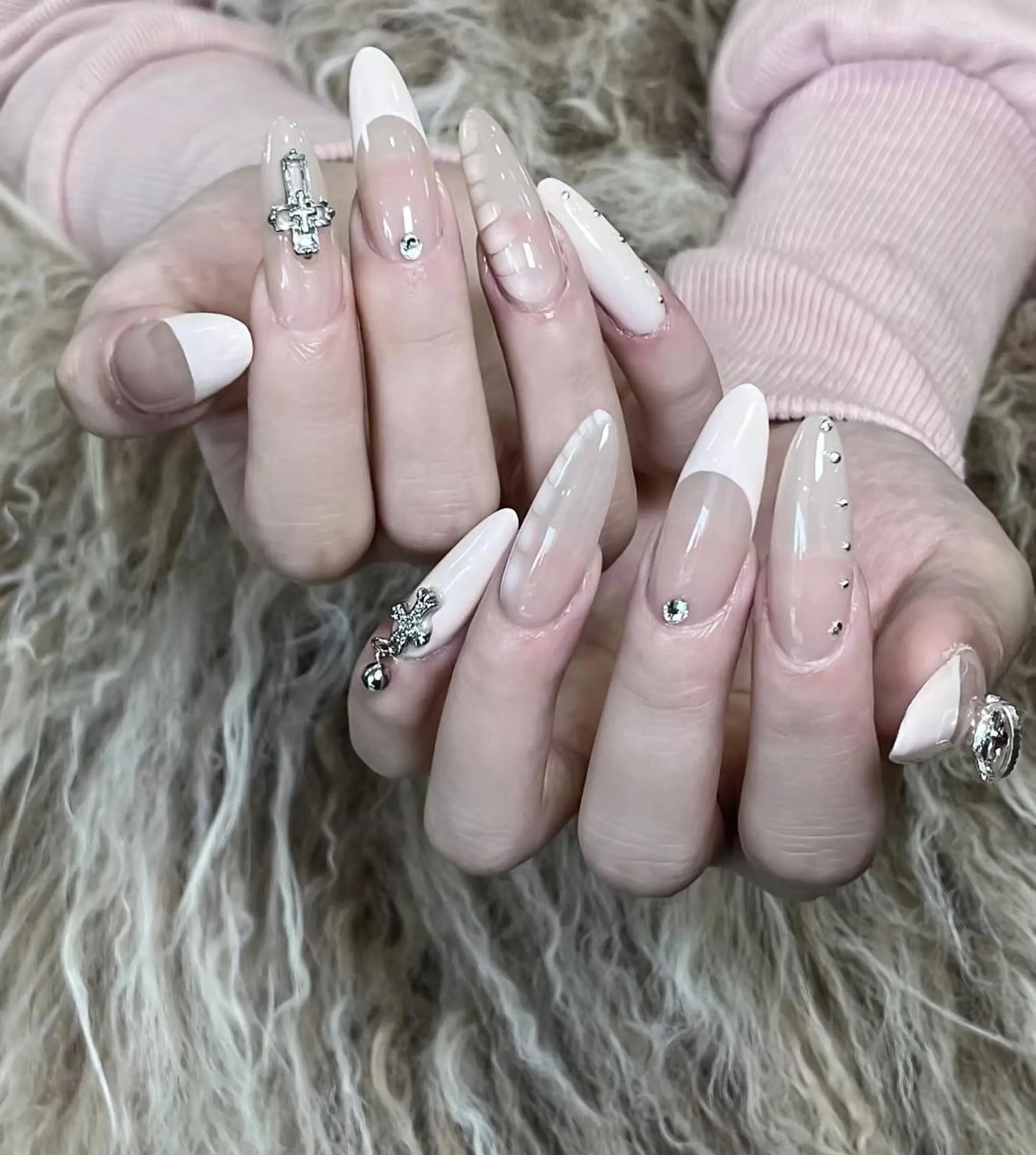 ネイル エリ🫧 nail池袋東口のネイルデザイン
