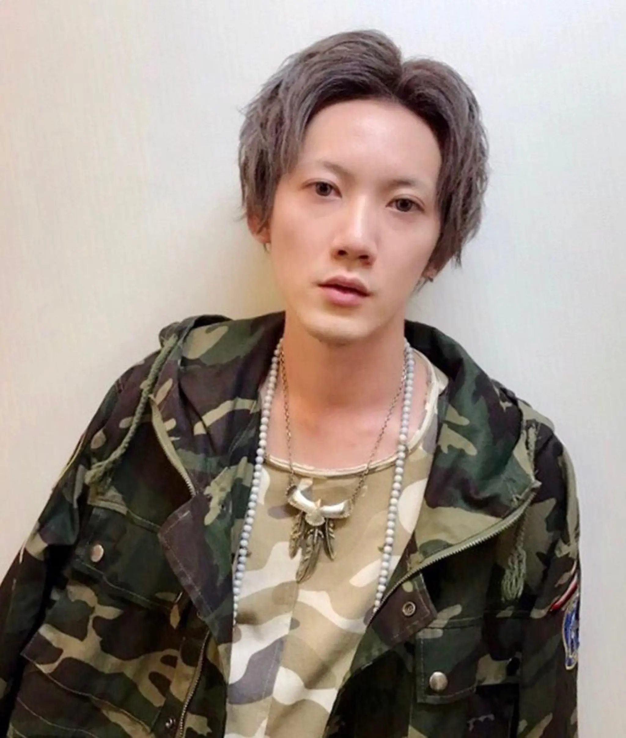 ショート カラー パーマ ヘアアレンジ メンズ 吉川 宙翔のヘアスタイル