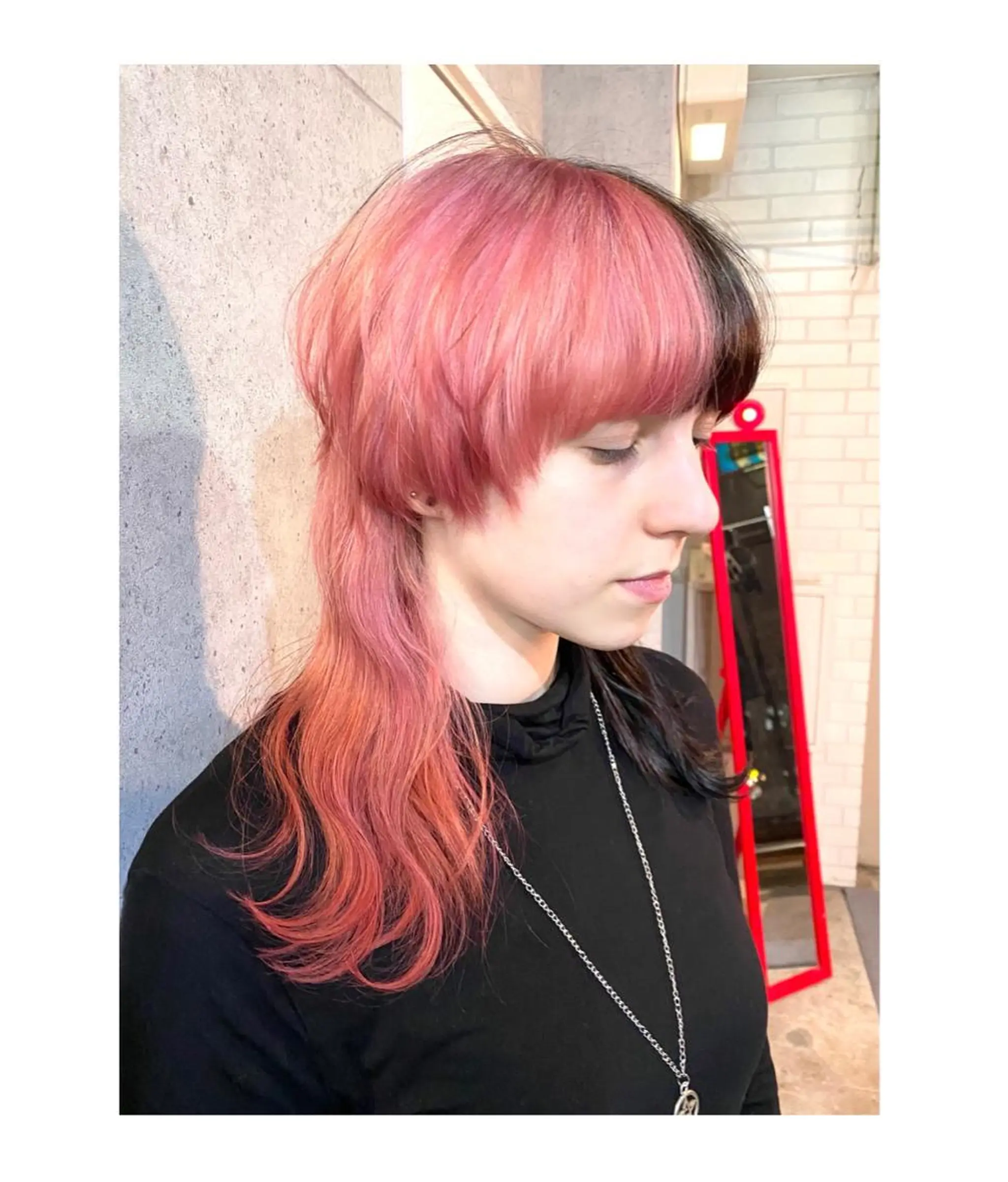 ショート カラー ピンクカラー ウルフカット ヘアカラー TSUNO🦖 派手髪/オタク美容師のヘアスタイル