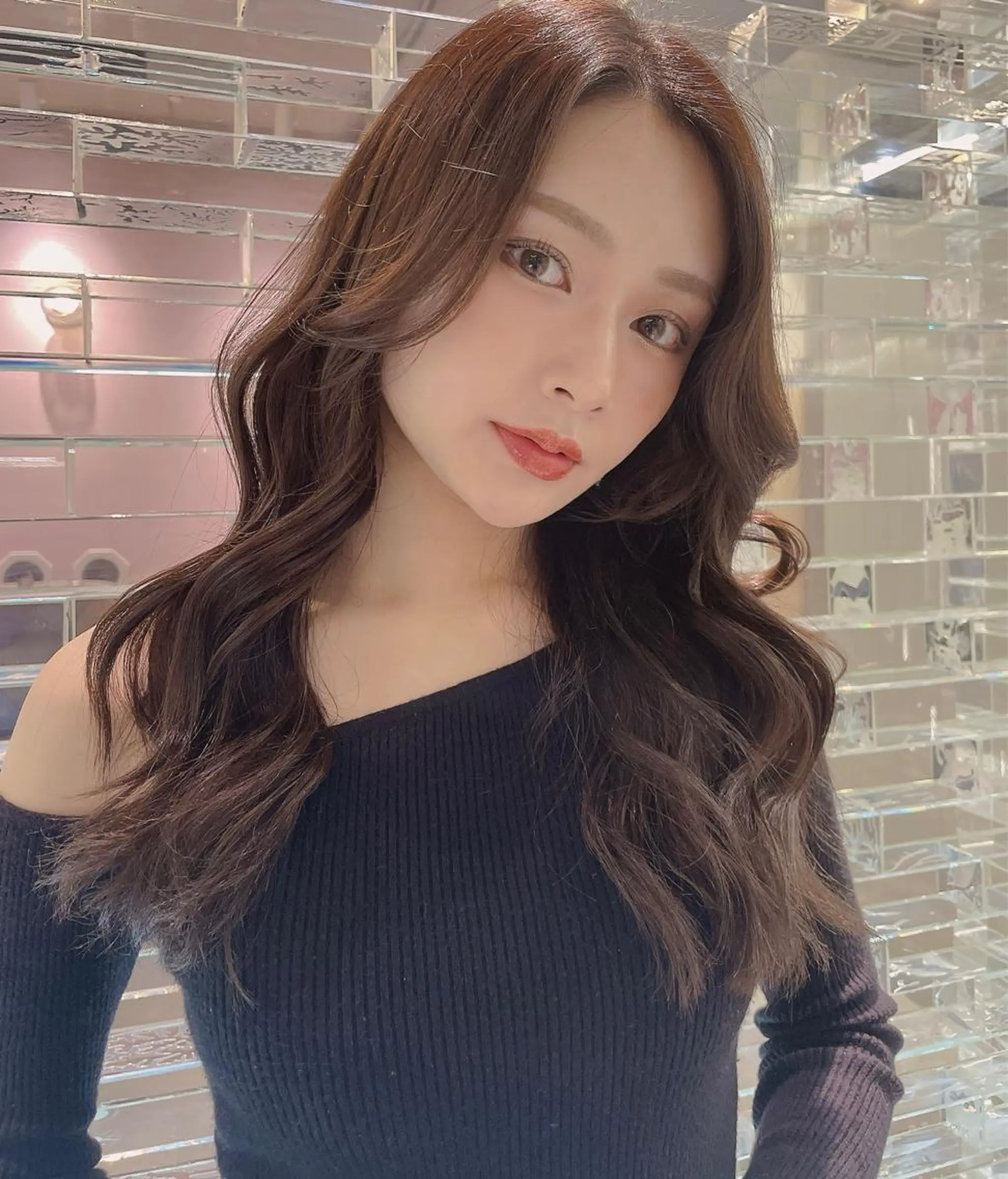 ロング カラー ヘアアレンジ レイヤー/髪質改善 /透け感カラー/艶髪のヘアスタイル