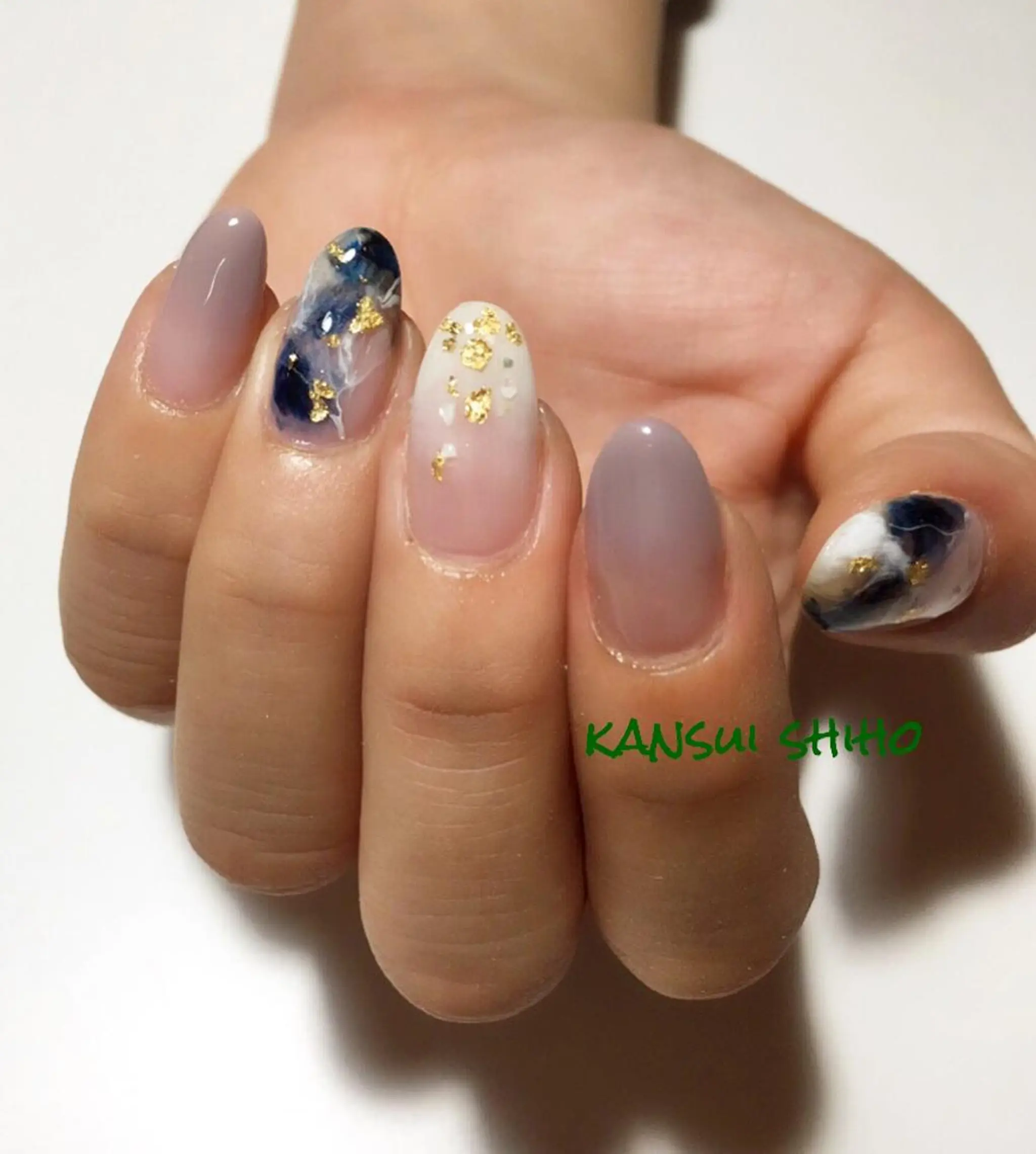 ネイル Elio 国泰寺のネイルデザイン