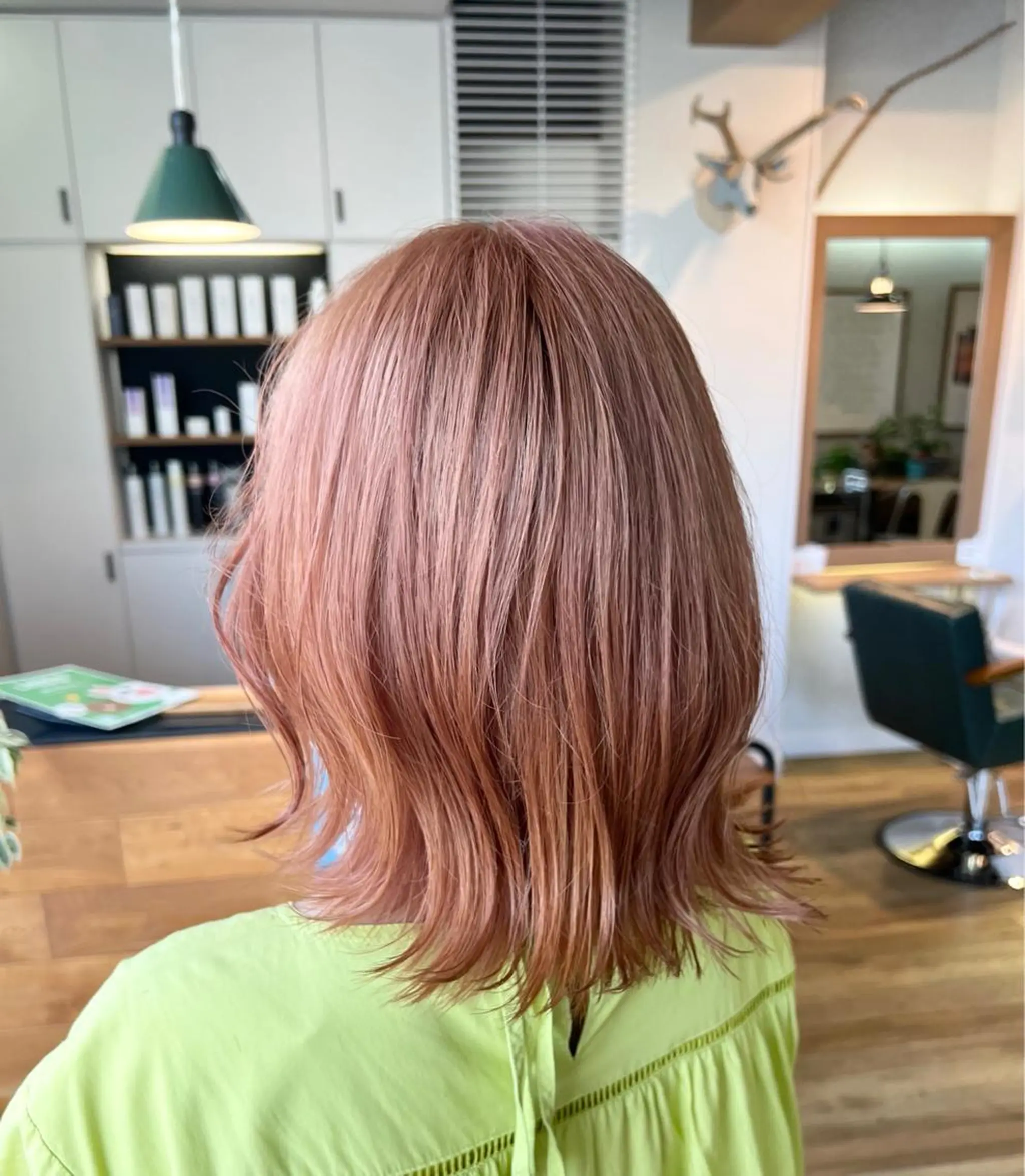 ショート ヘアカラー トリートメント 堀 望美のヘアスタイル