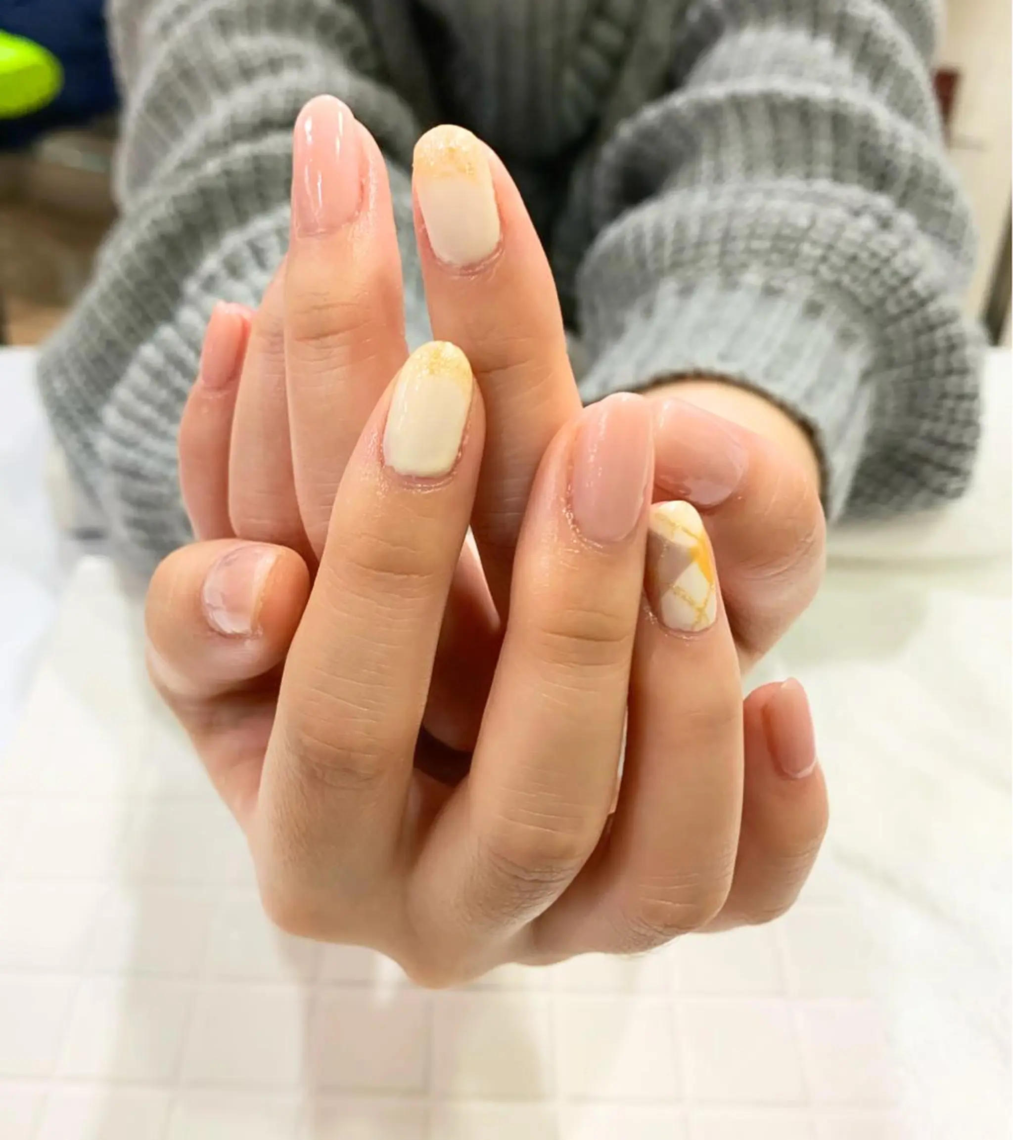 ネイル 高橋 春菜のヘアスタイル