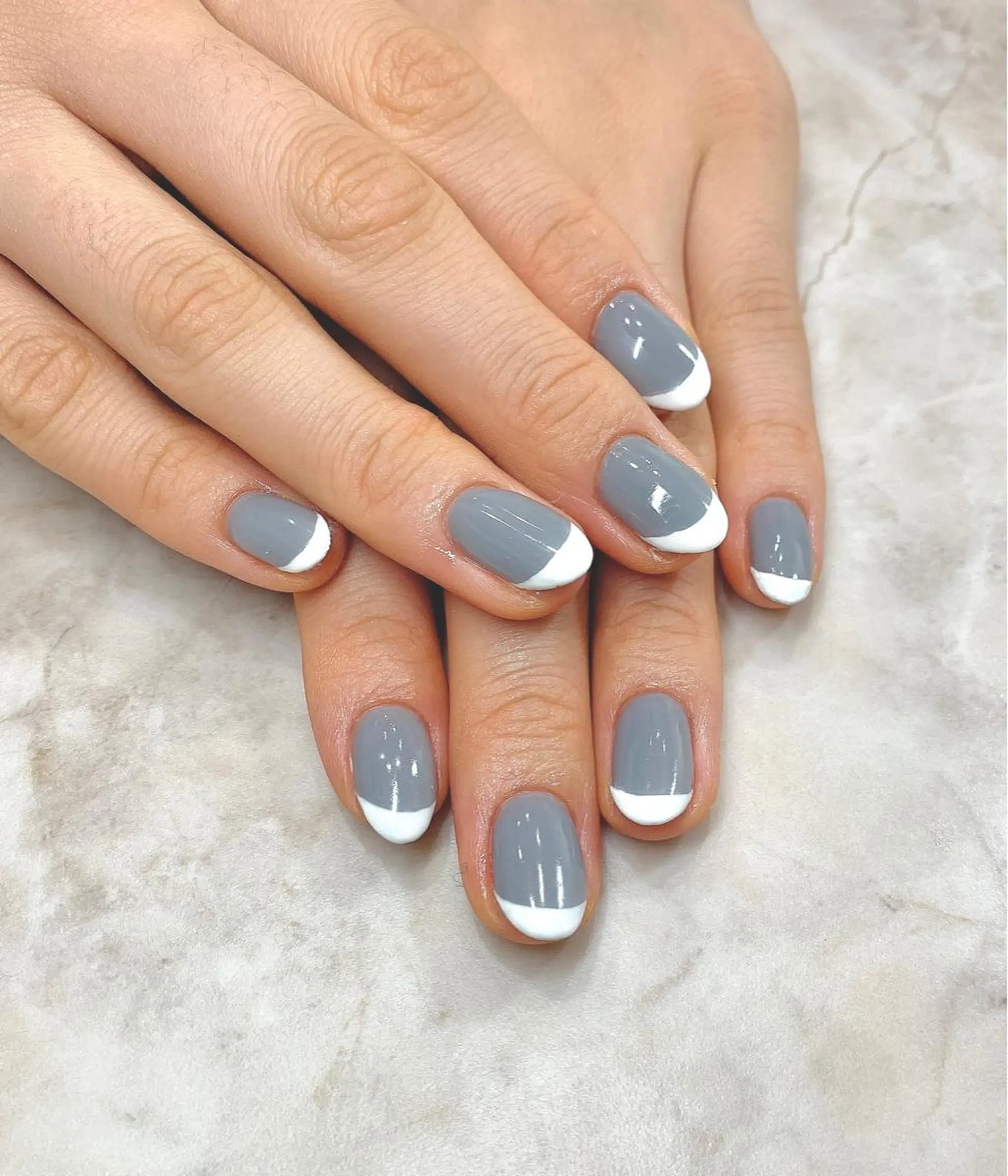 ネイル ハンドネイル 𝐑𝐞𝐯𝐢𝐨 ___堺市西区のマツエク・マツパデザイン