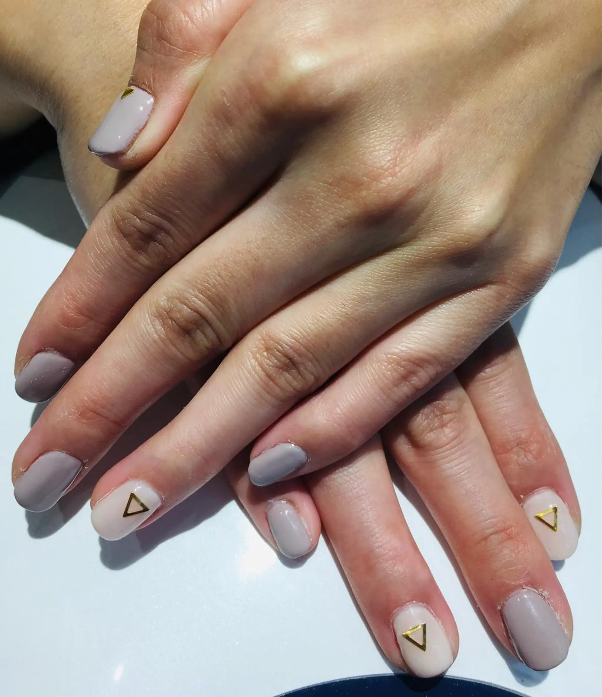 ネイル 中谷 明日香のヘアスタイル