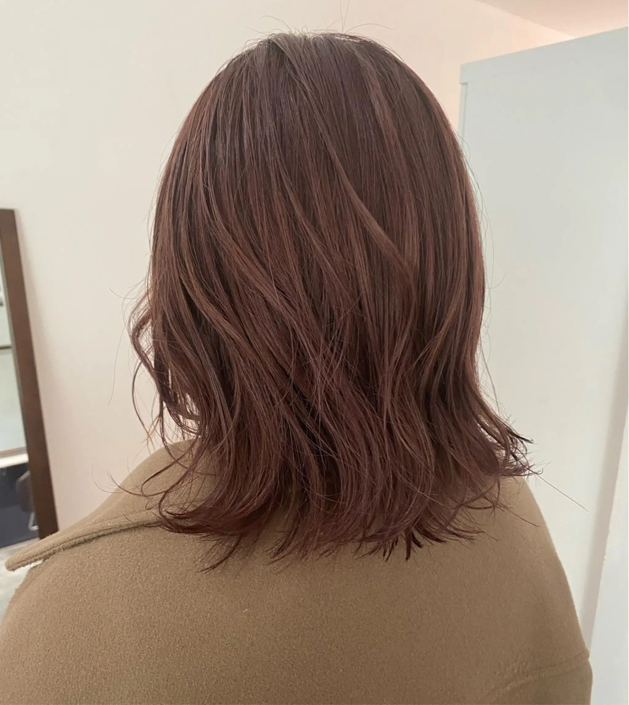 ミディアム ハッシュカット /レイヤー/大阪中津のヘアスタイル