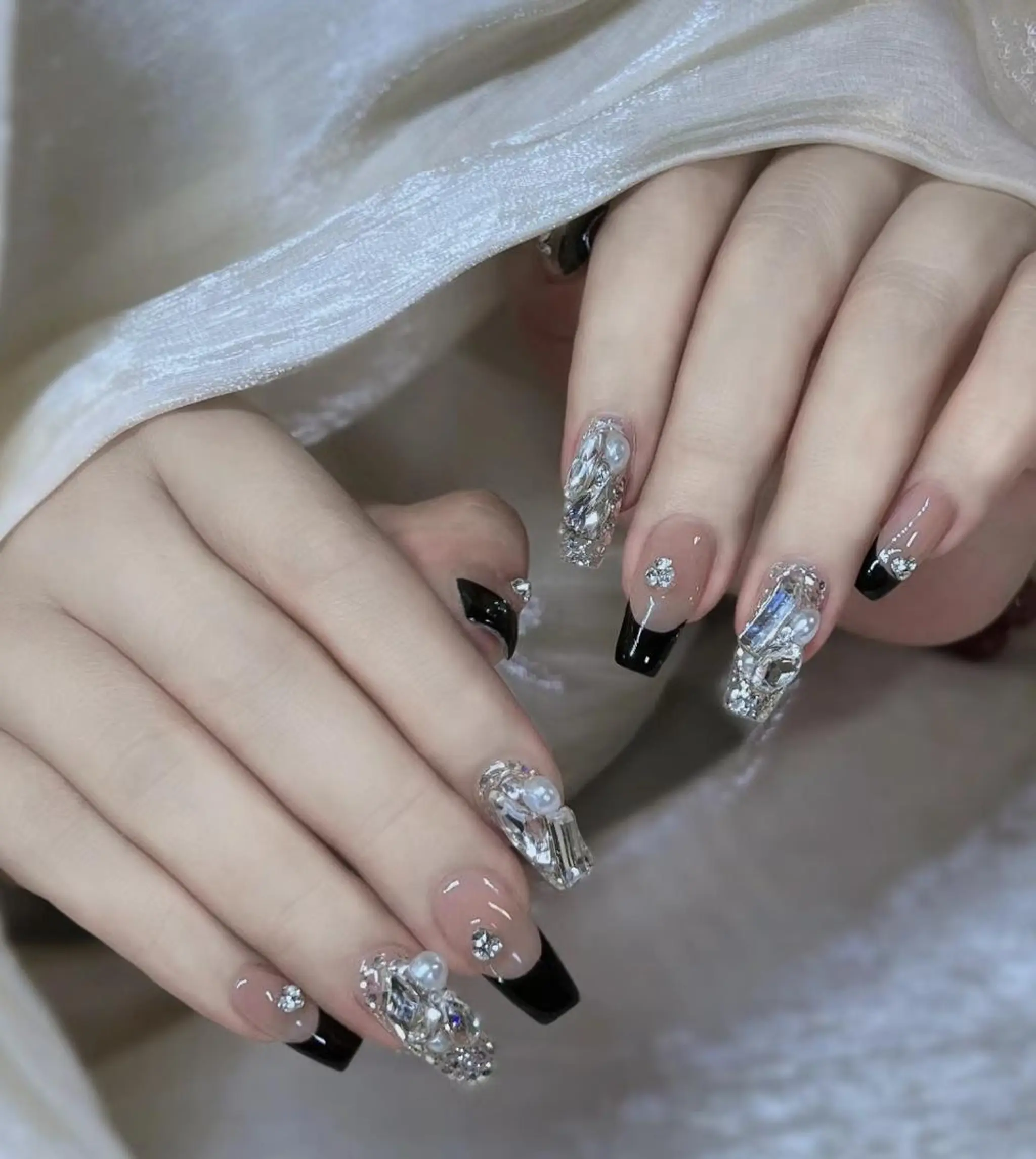 ネイル AB マツエクネイルサロンのネイルデザイン