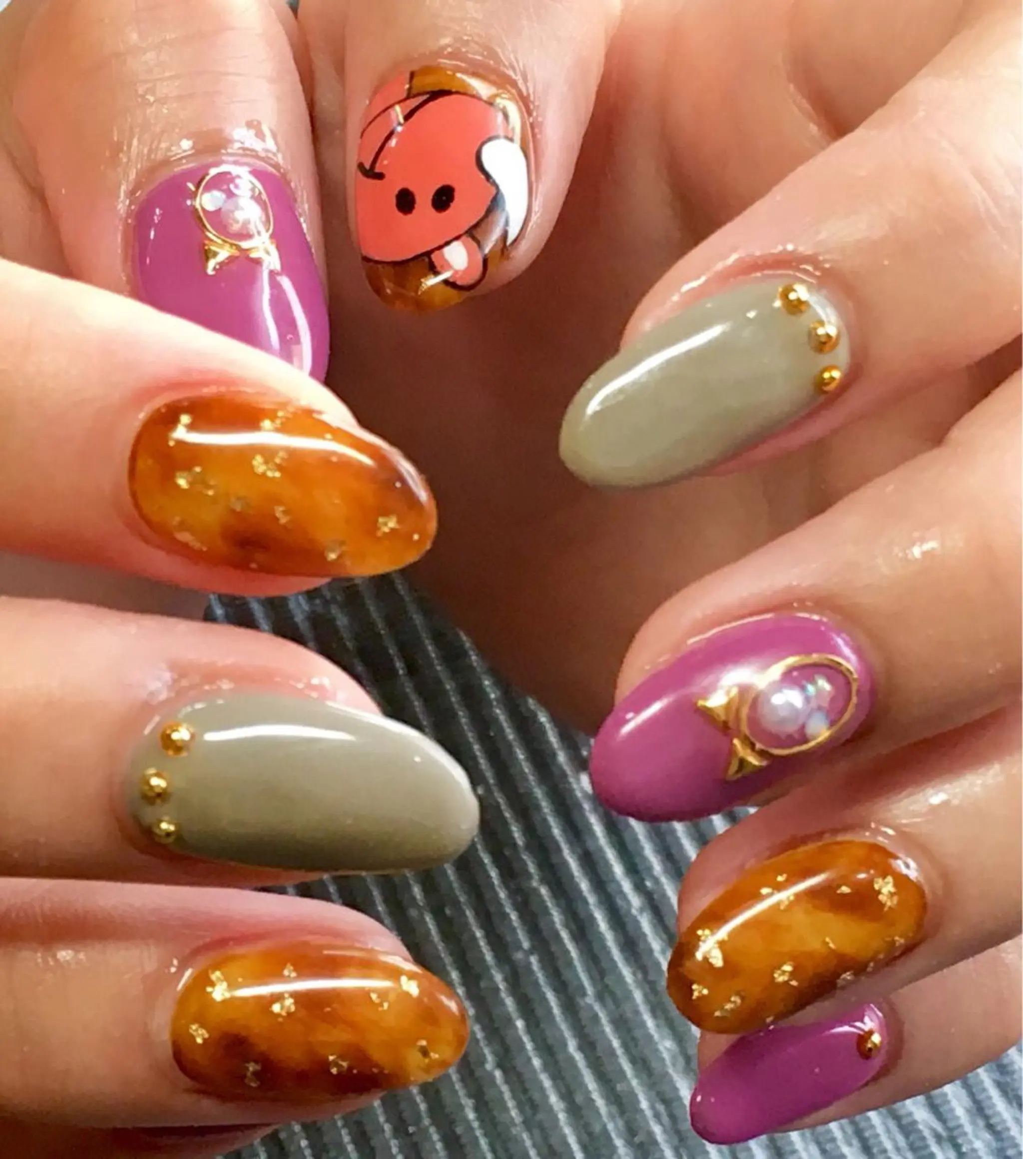 ネイル アクア ライズのネイルデザイン