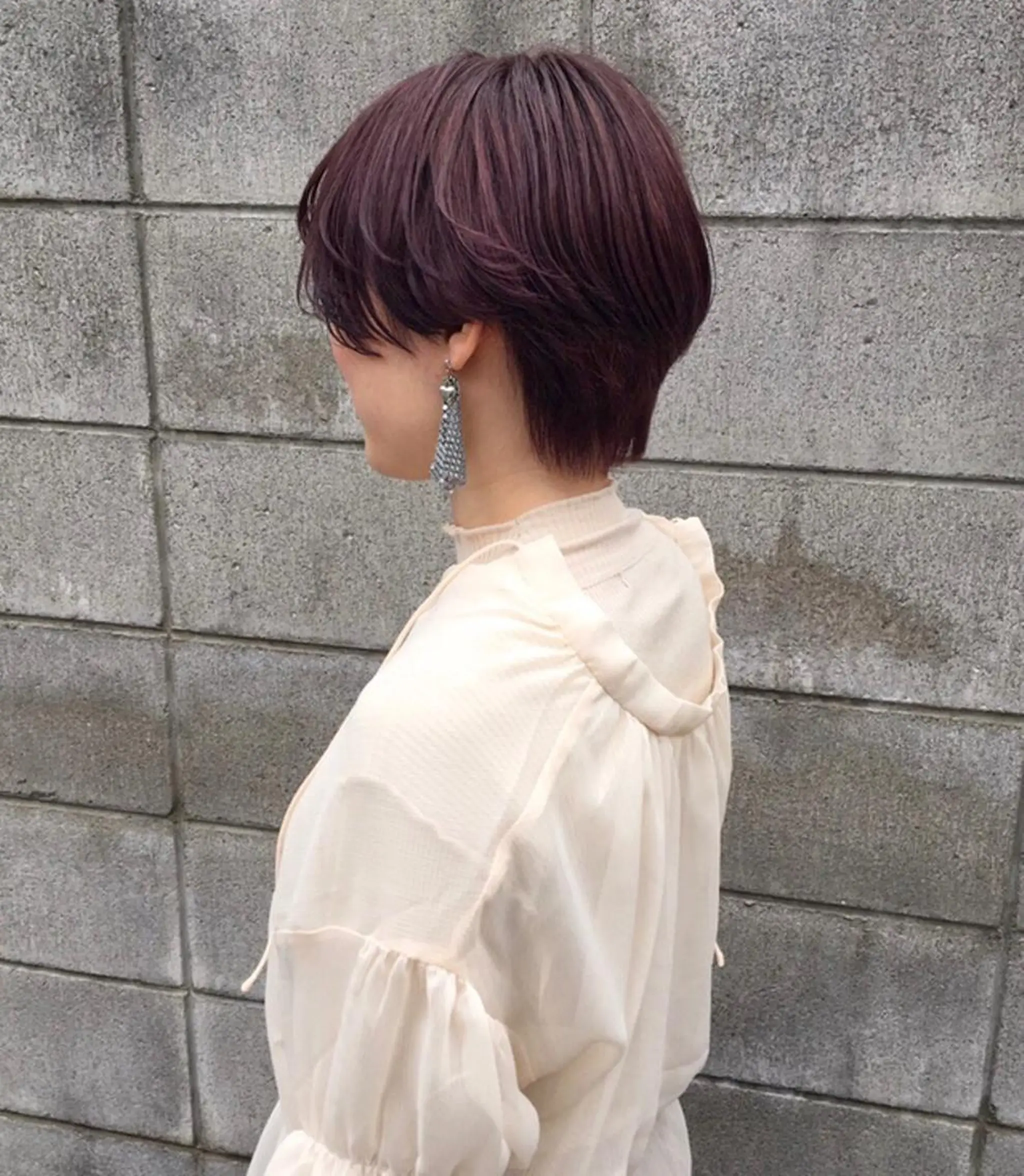 ショート カラー tonari 梅田、中崎町のヘアスタイル