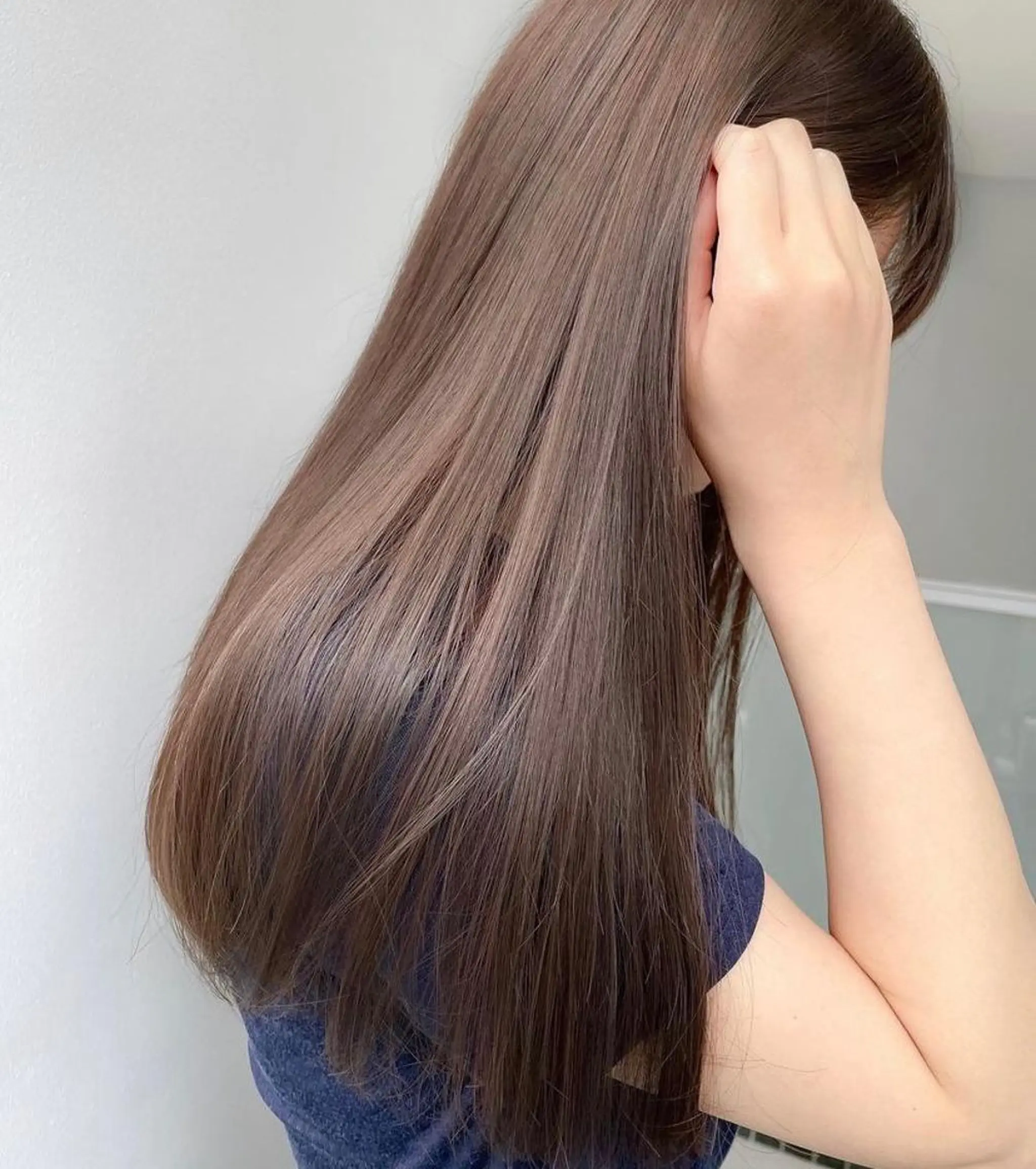 ロング カラー アッシュ ベージュカラー 透明感カラー 💐ナチュラルヘア Kroda💐のヘアスタイル