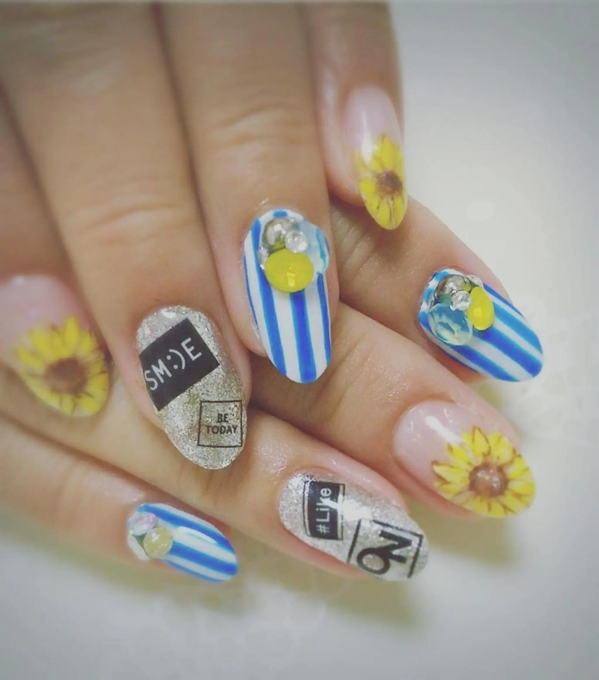 ネイル Mrs Nailのマツエク・マツパデザイン