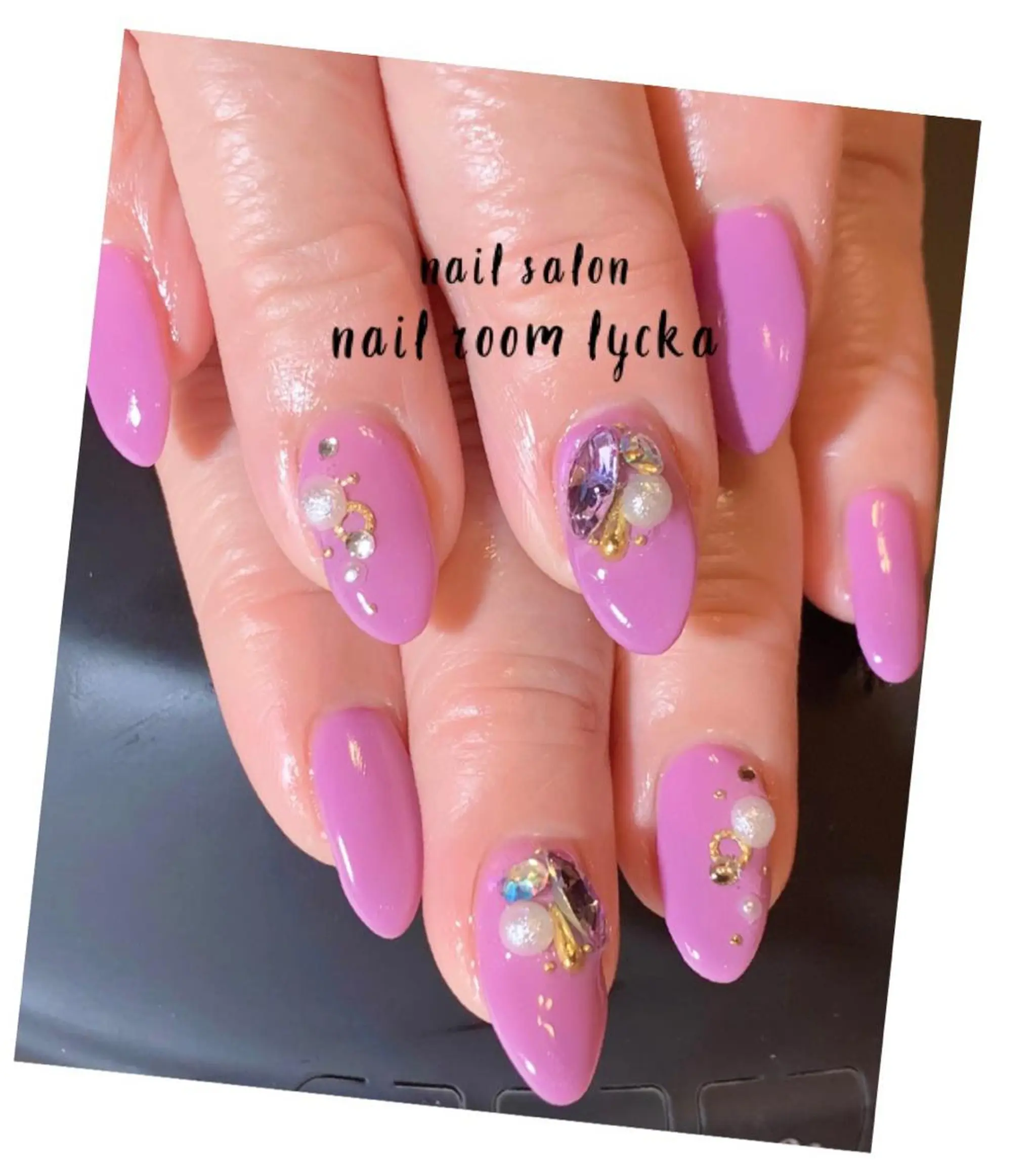 ネイル ﾈｲﾙﾙｰﾑﾘｯｶ 𝐦𝐚𝐲𝐮のネイルデザイン