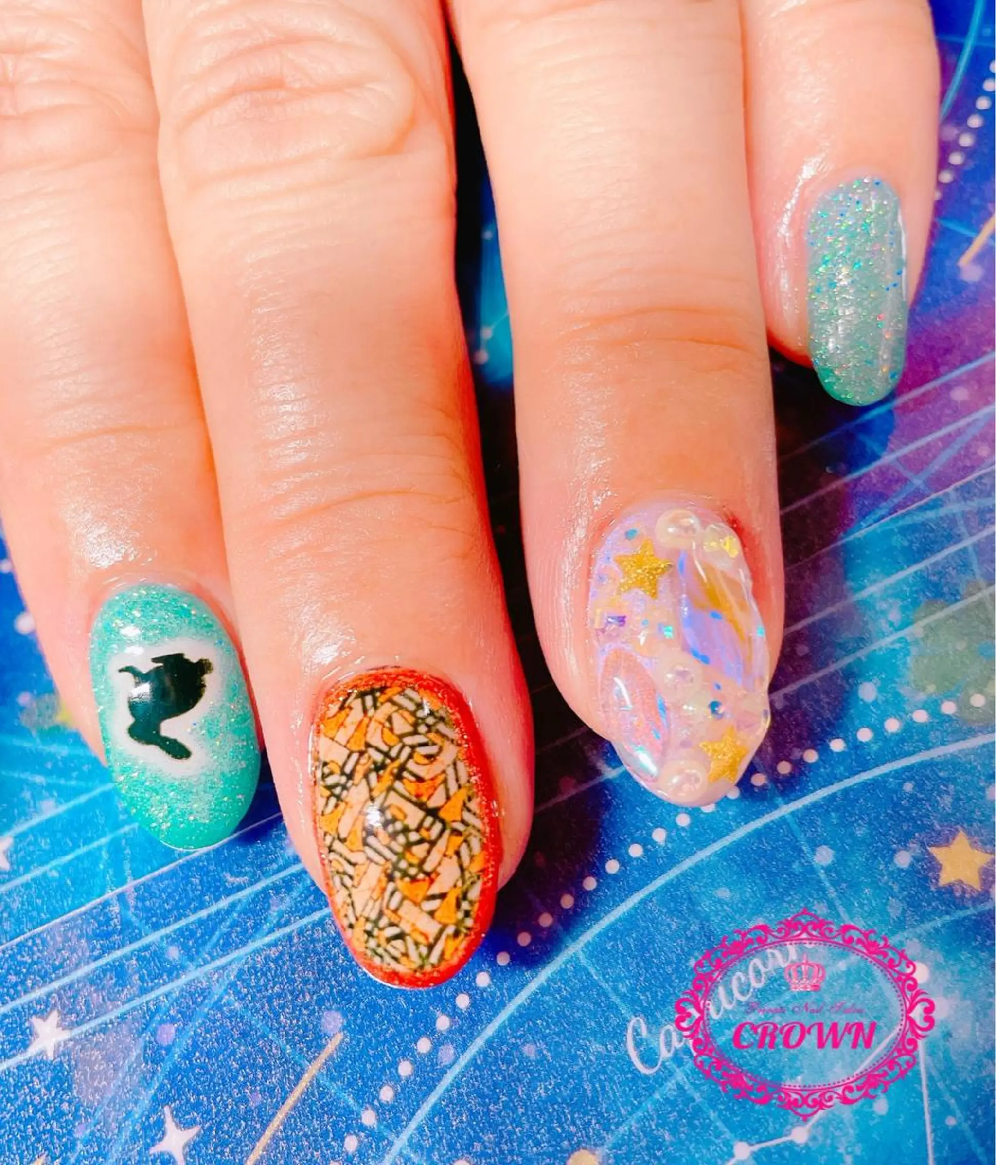 ネイル CROWN プライベートサロンのネイルデザイン