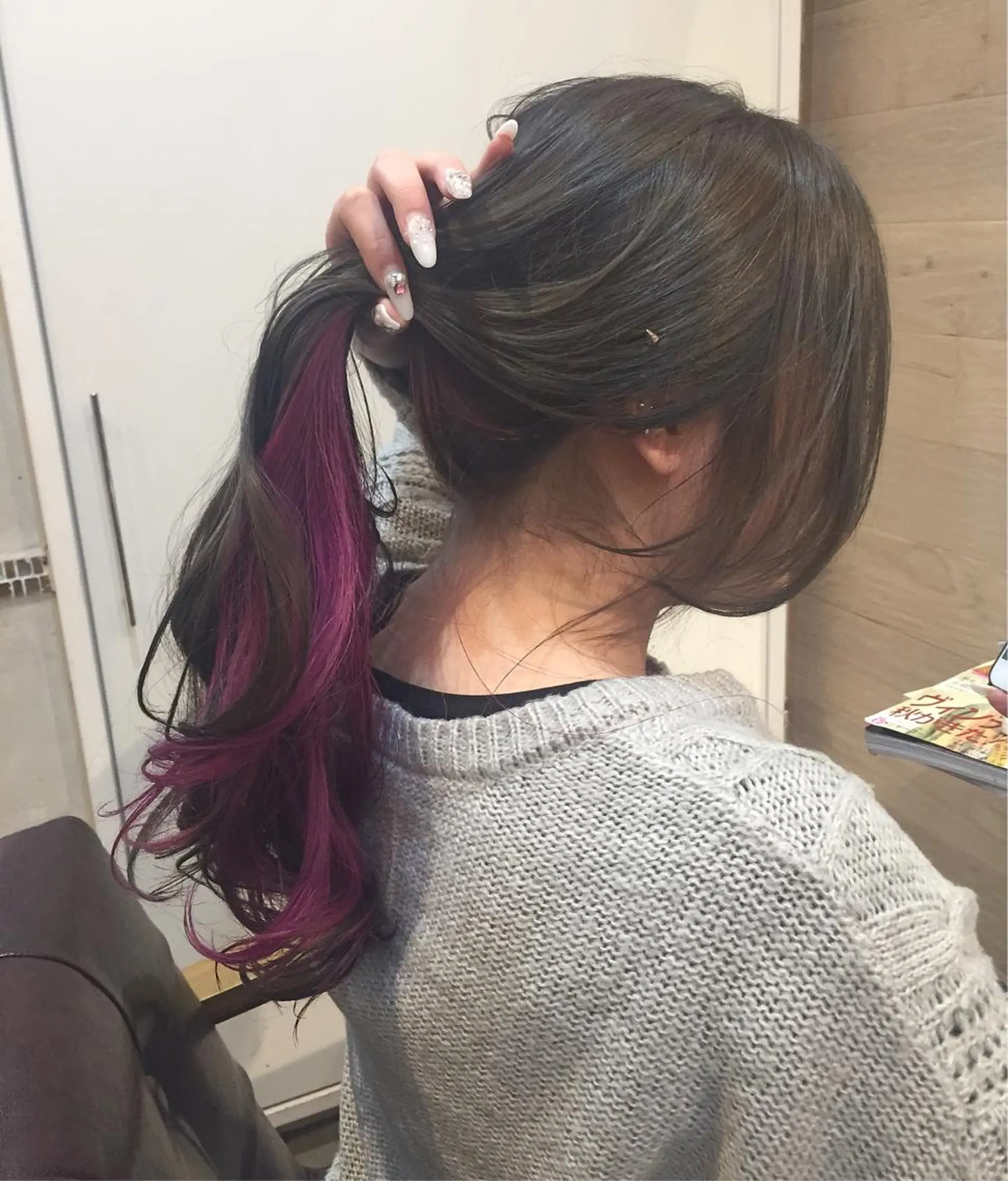 ロング カラー グレージュ パープルカラー takumi Hのヘアスタイル