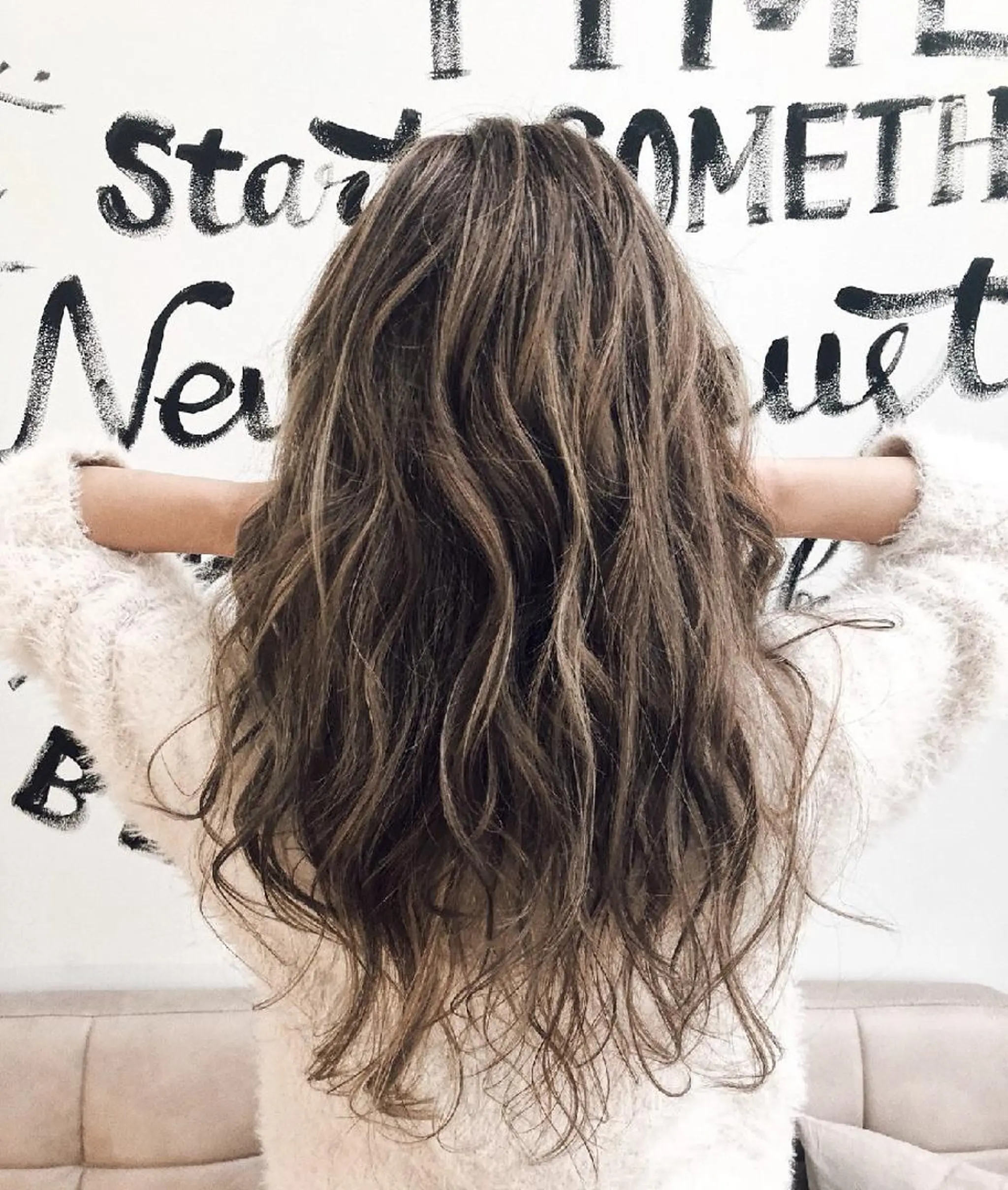 ロング カラー メッシュ 外国人風カラー エクステ Luana 矢場町のヘアスタイル