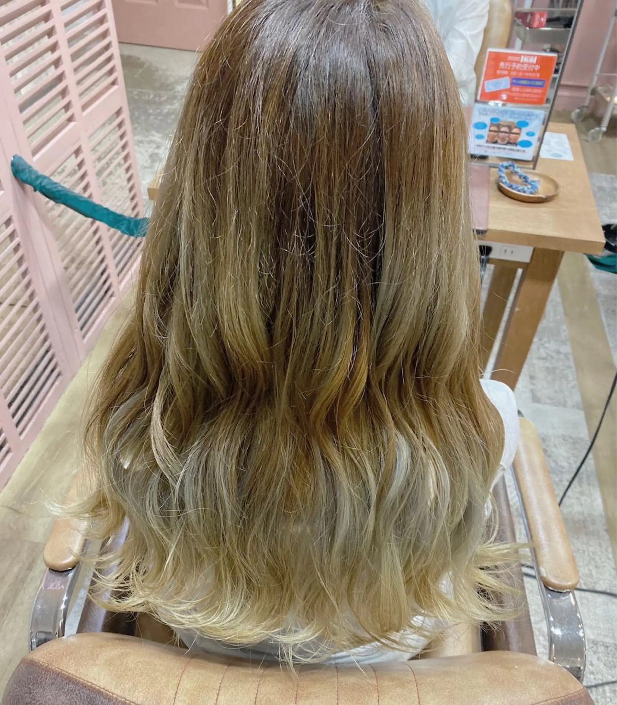 ロング カラー JILL ユキのヘアスタイル