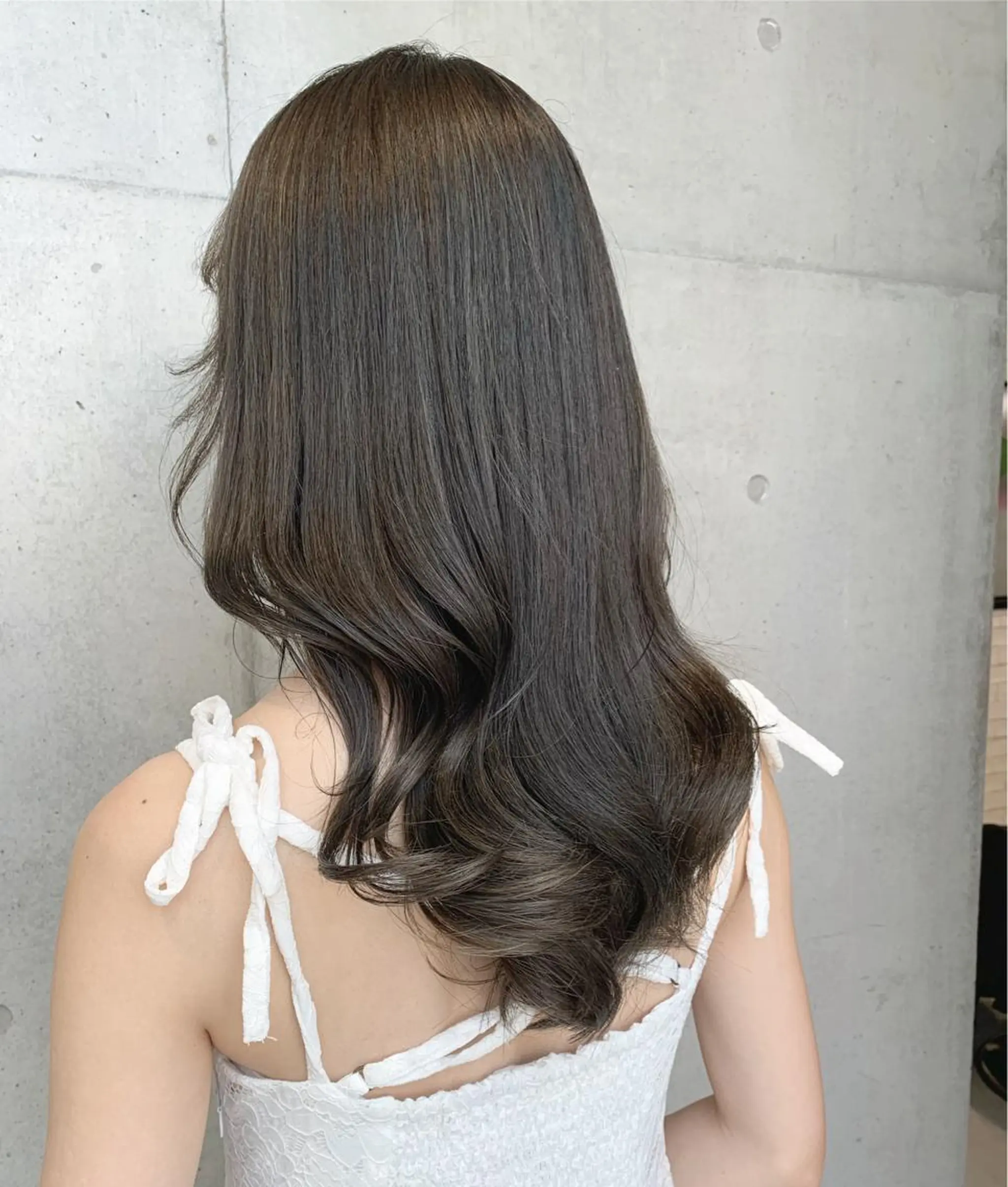 ロング カラー カット ヘアカラー トリートメント 透明感/オリーブ/ グレージュ/YUKAのヘアスタイル