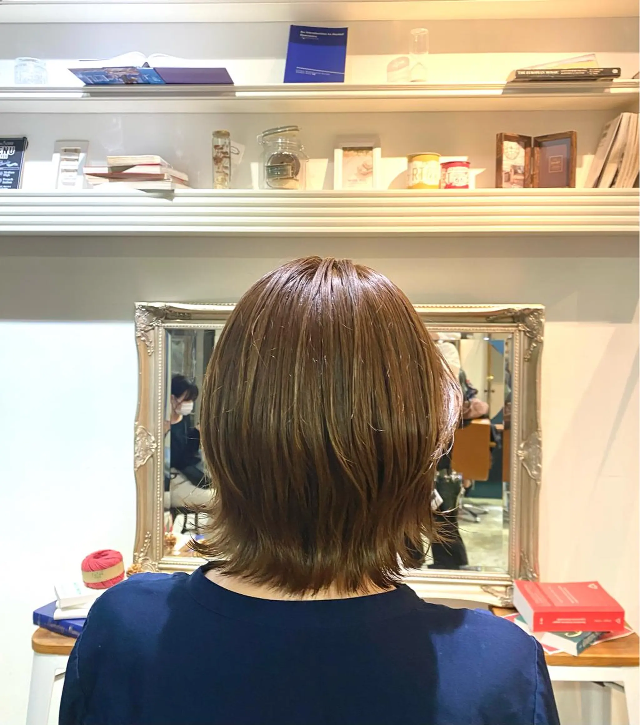 カラー ボブ 森田翔斗 顔周りレイヤーのヘアスタイル