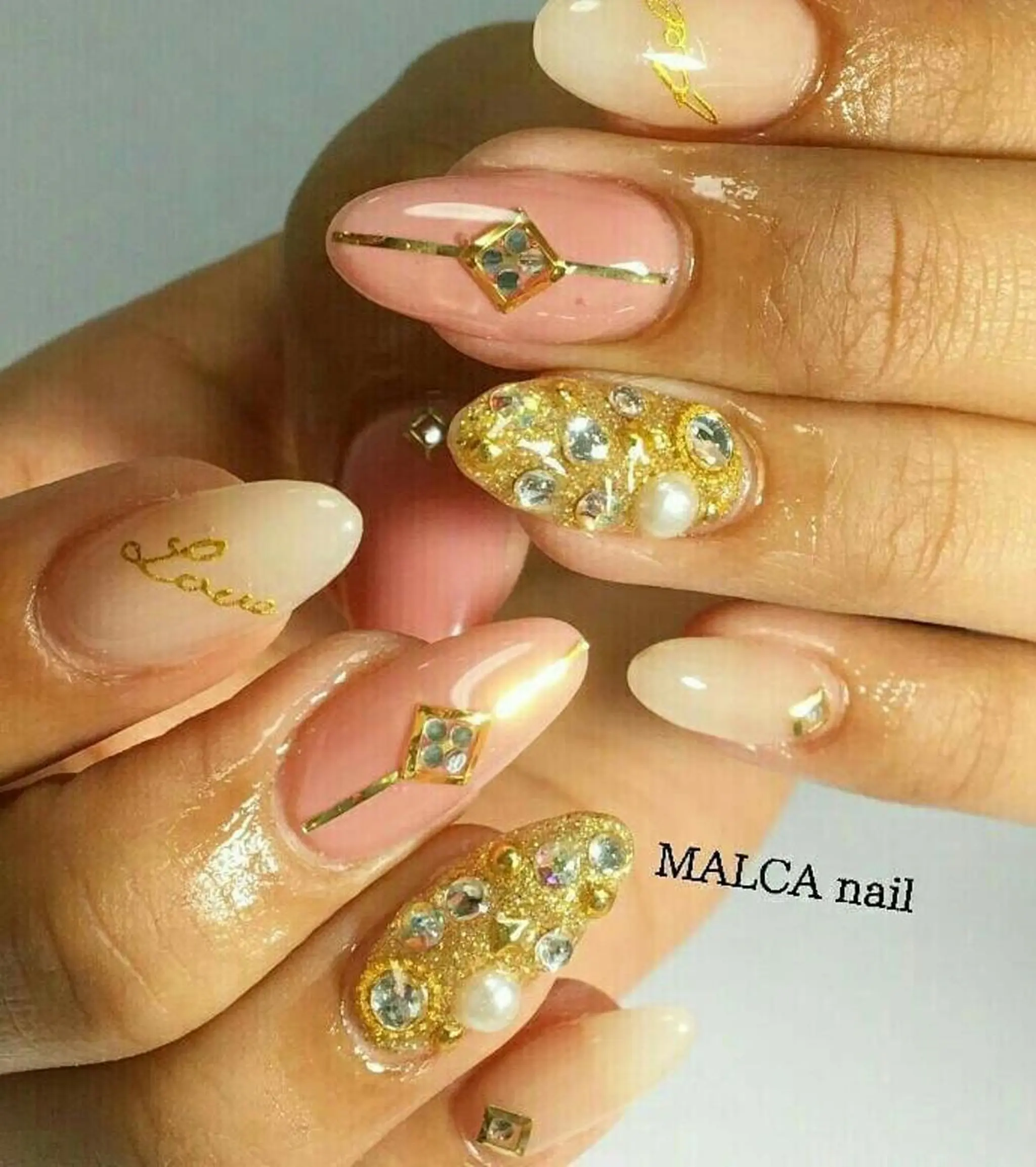 ネイル スカルプネイル MALCAnail(マルカネイル)所属・荒木 莉奈のネイルデザイン