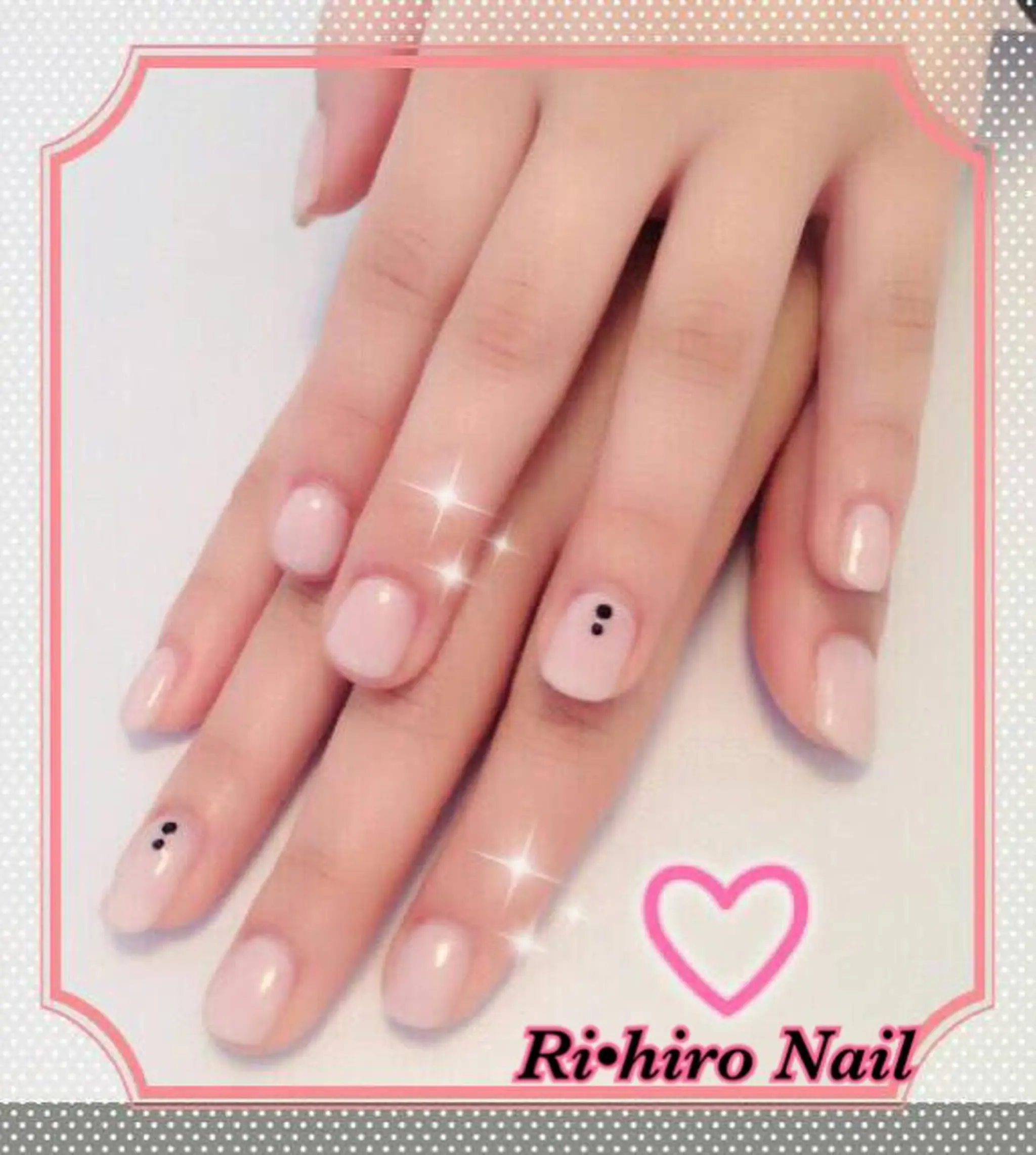 ネイル ワンカラーネイル ストーンネイル ネイル＆フラワーサロン〜Ri✦hiro〜鳥栖店所属・HIRATA RIEのネイルデザイン