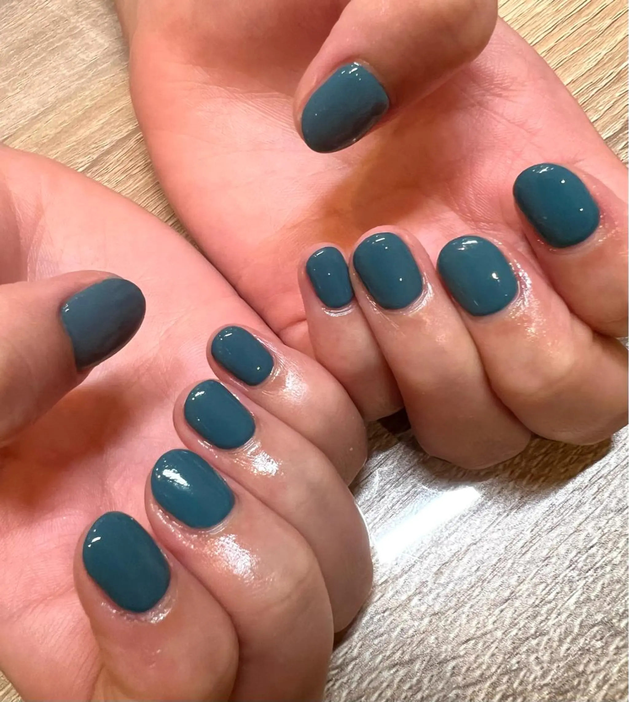 ネイル グリーン 千原 優子のネイルデザイン