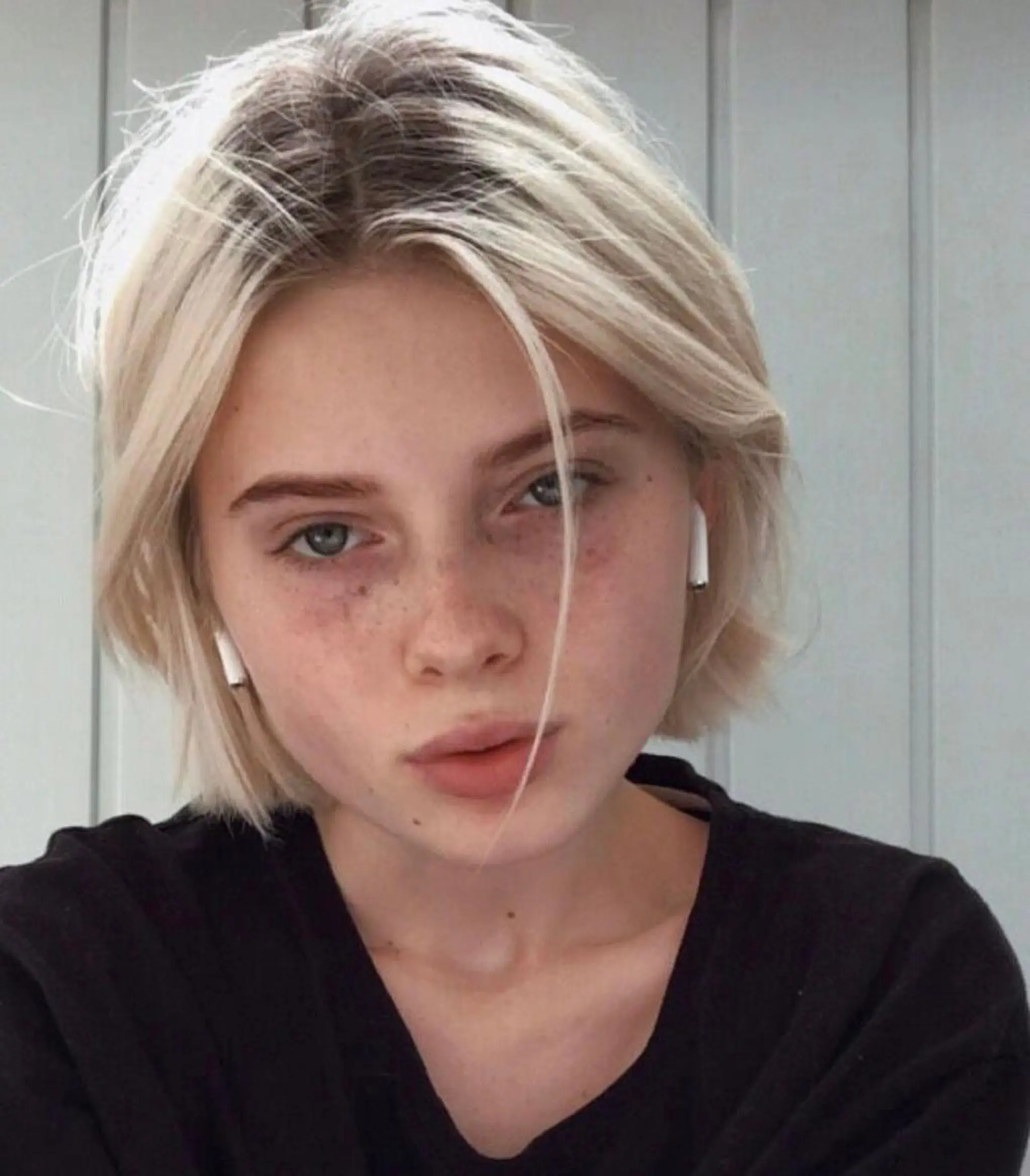 カラー ブリーチ メンズハイトーン/栄 /イトウタケルのヘアスタイル