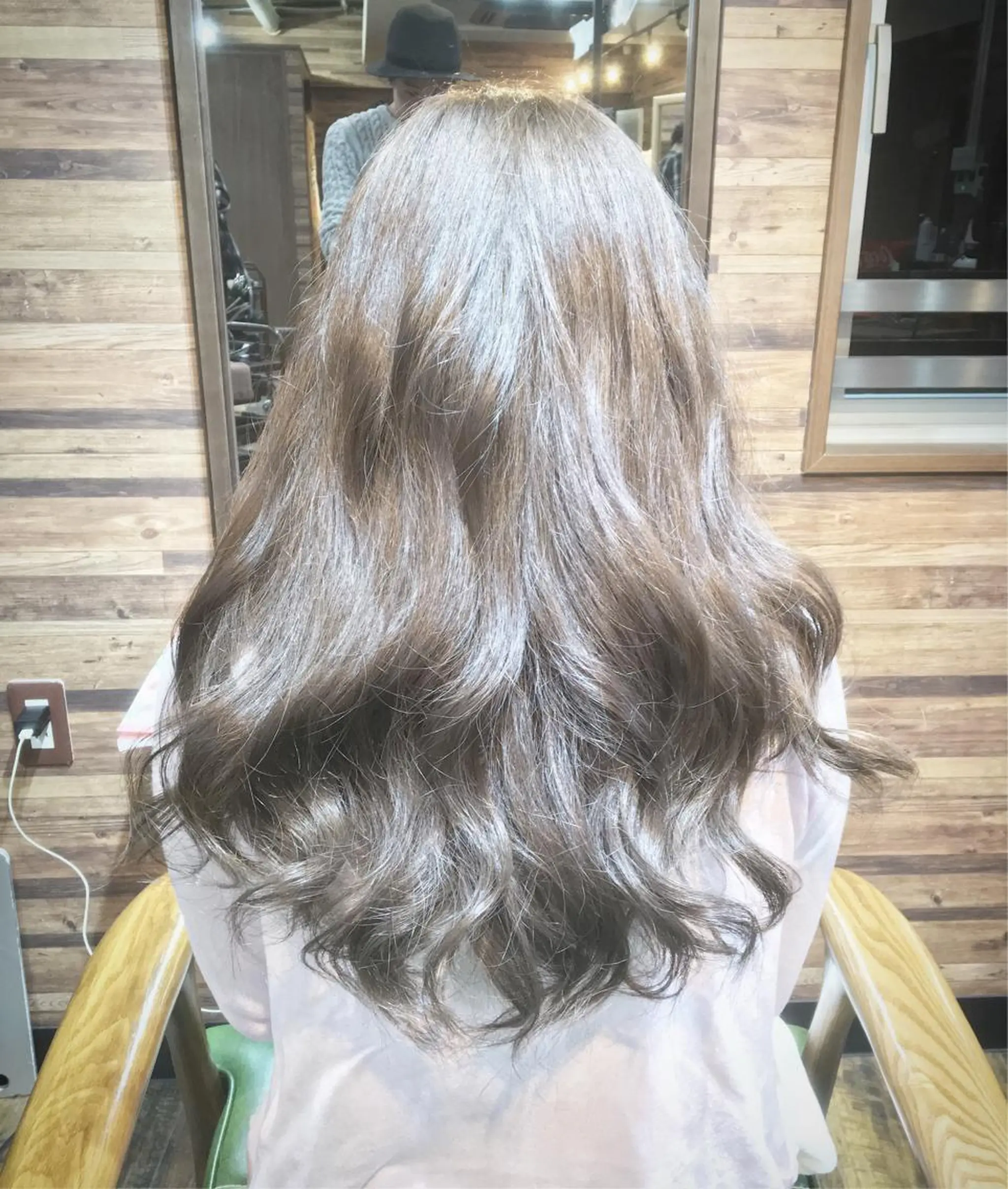 ロング カラー アッシュ MITSU ✂️のヘアスタイル