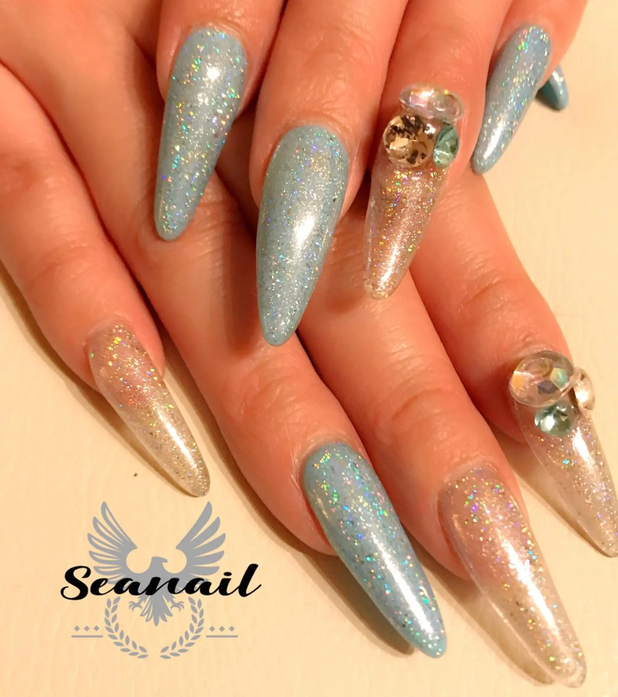 ネイル 小尾 栞のネイルデザイン